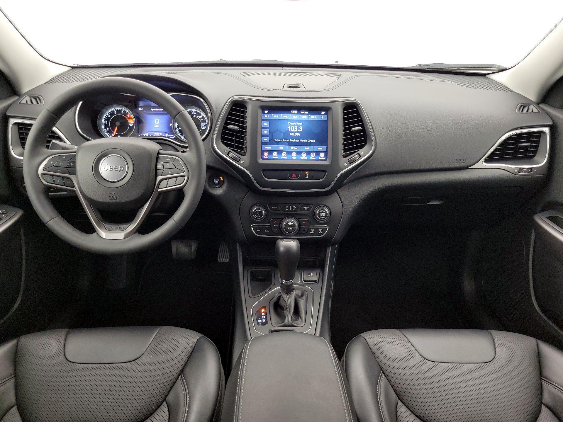 Thumbnail: 2022 Jeep Cherokee - 9