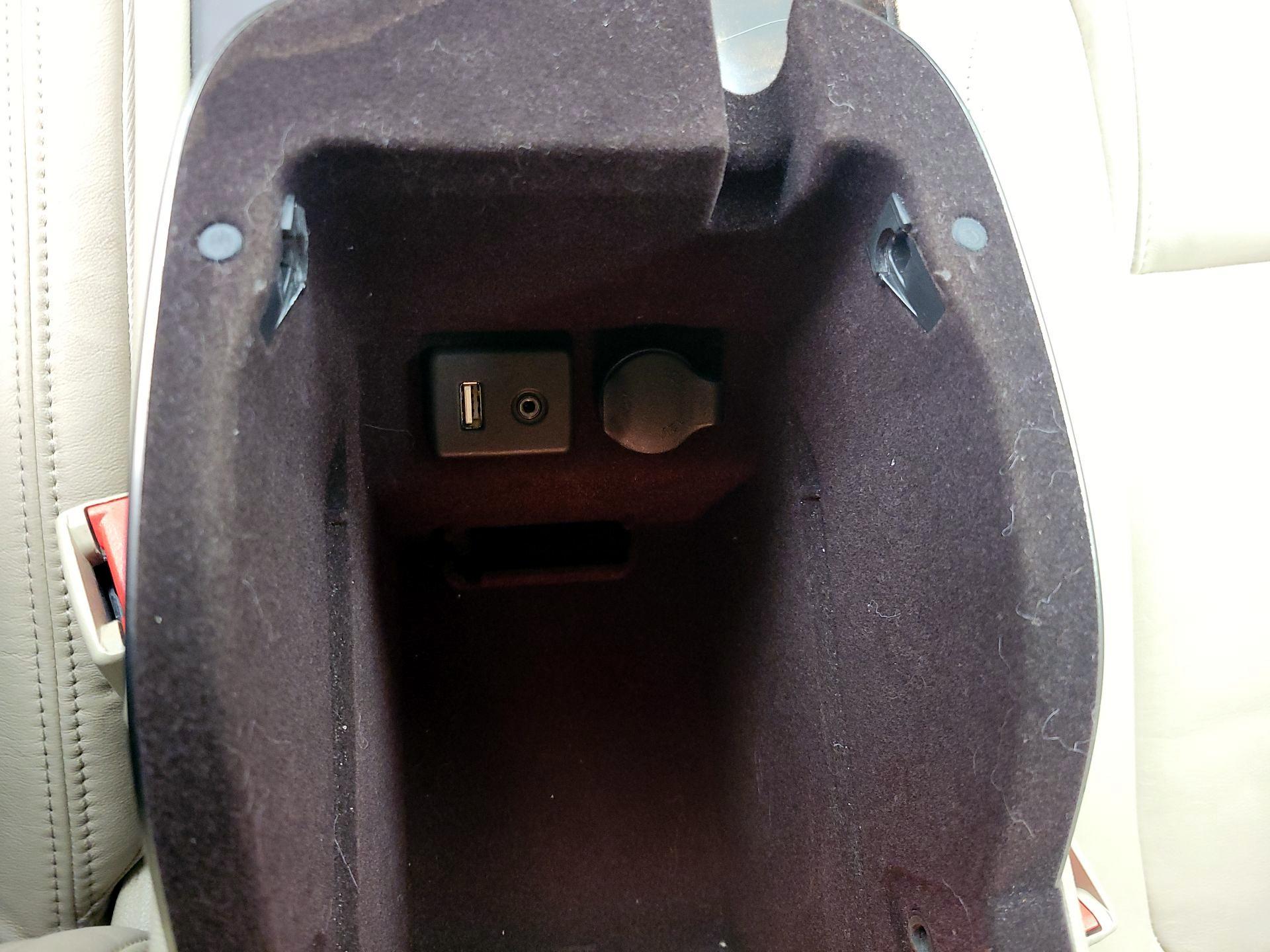 Thumbnail: 2014 Buick LaCrosse - 18