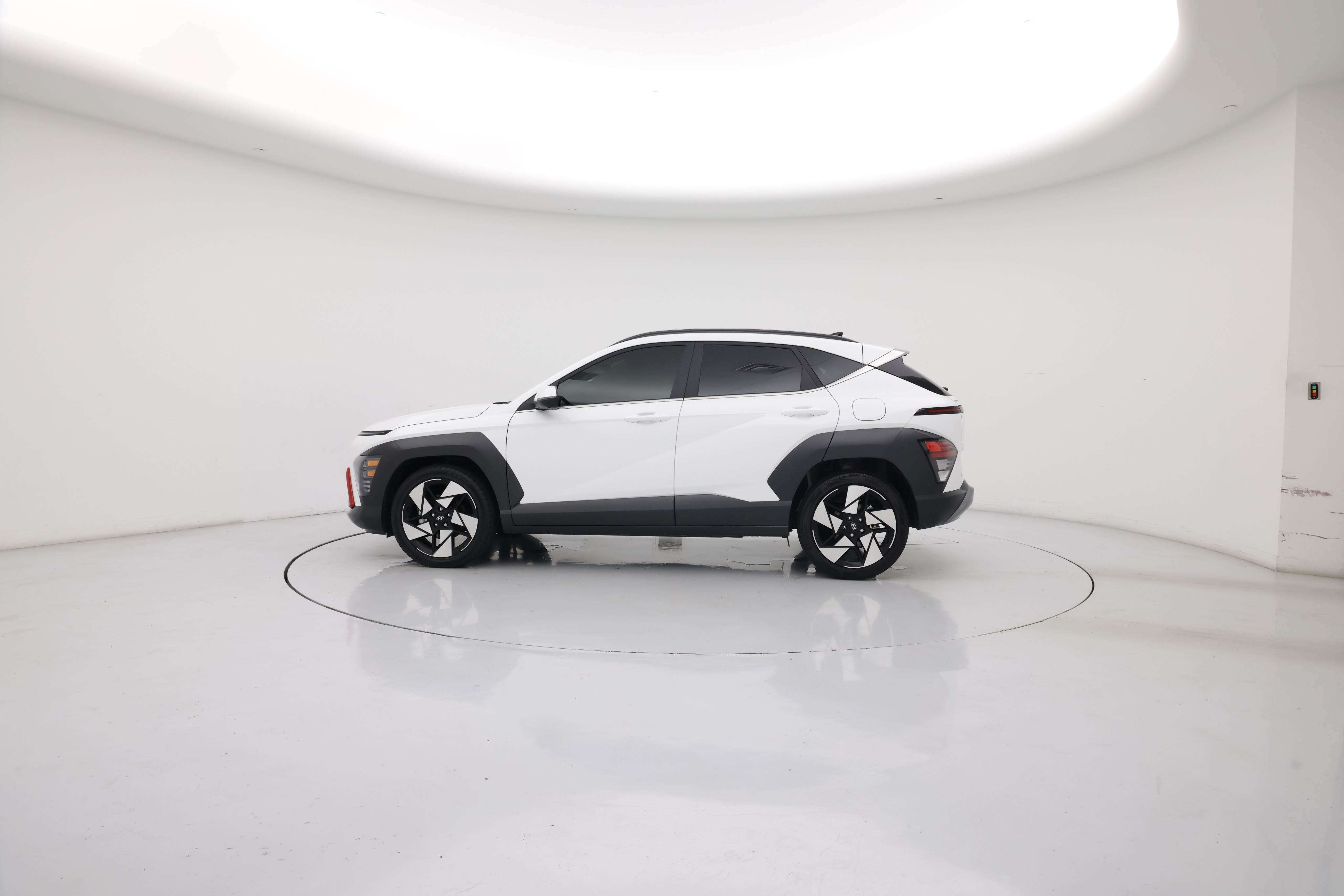 Thumbnail: 2024 Hyundai Kona - 10