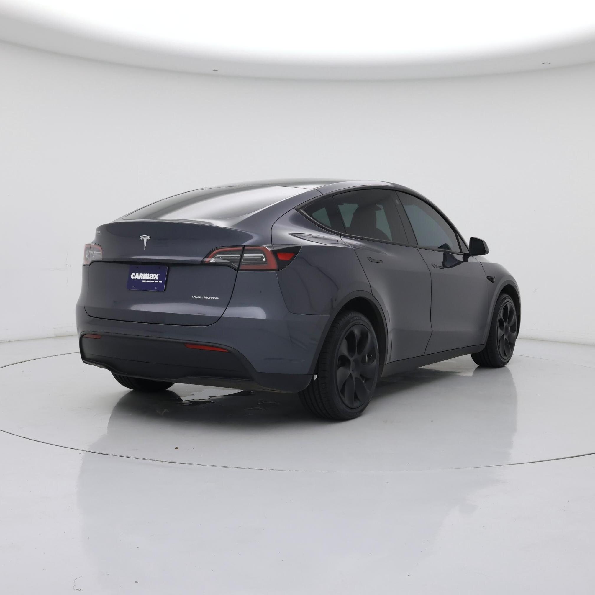 Thumbnail: 2023 Tesla Model Y - 8