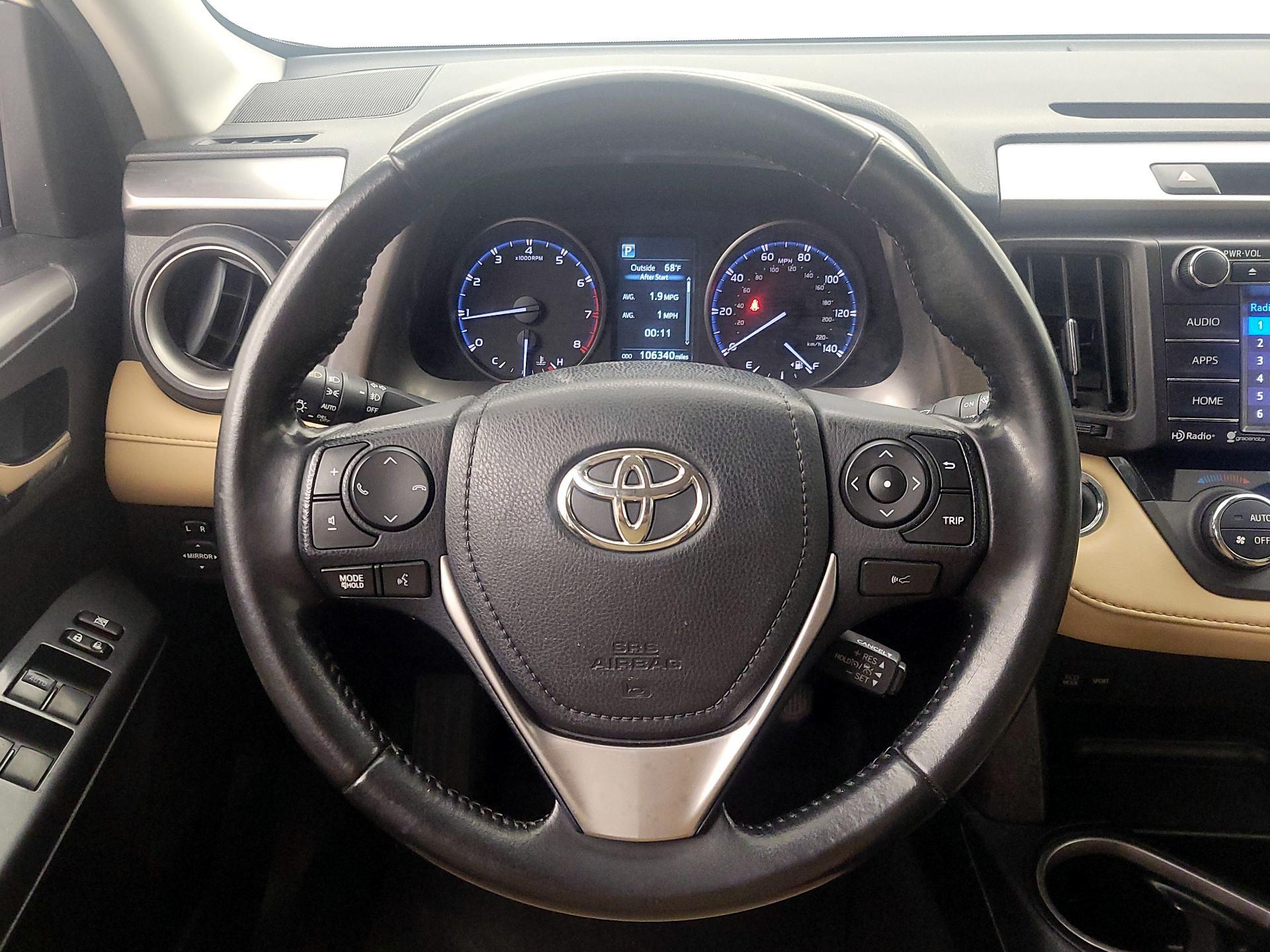 Thumbnail: 2017 Toyota RAV4 - 10