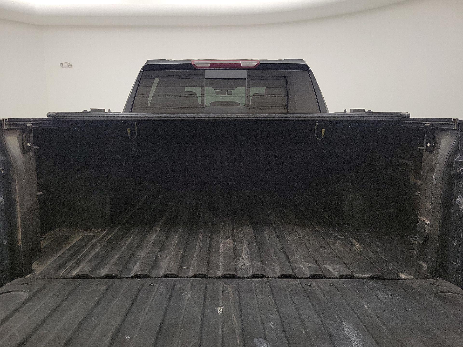 Thumbnail: 2020 Chevrolet Silverado 1500 - 20