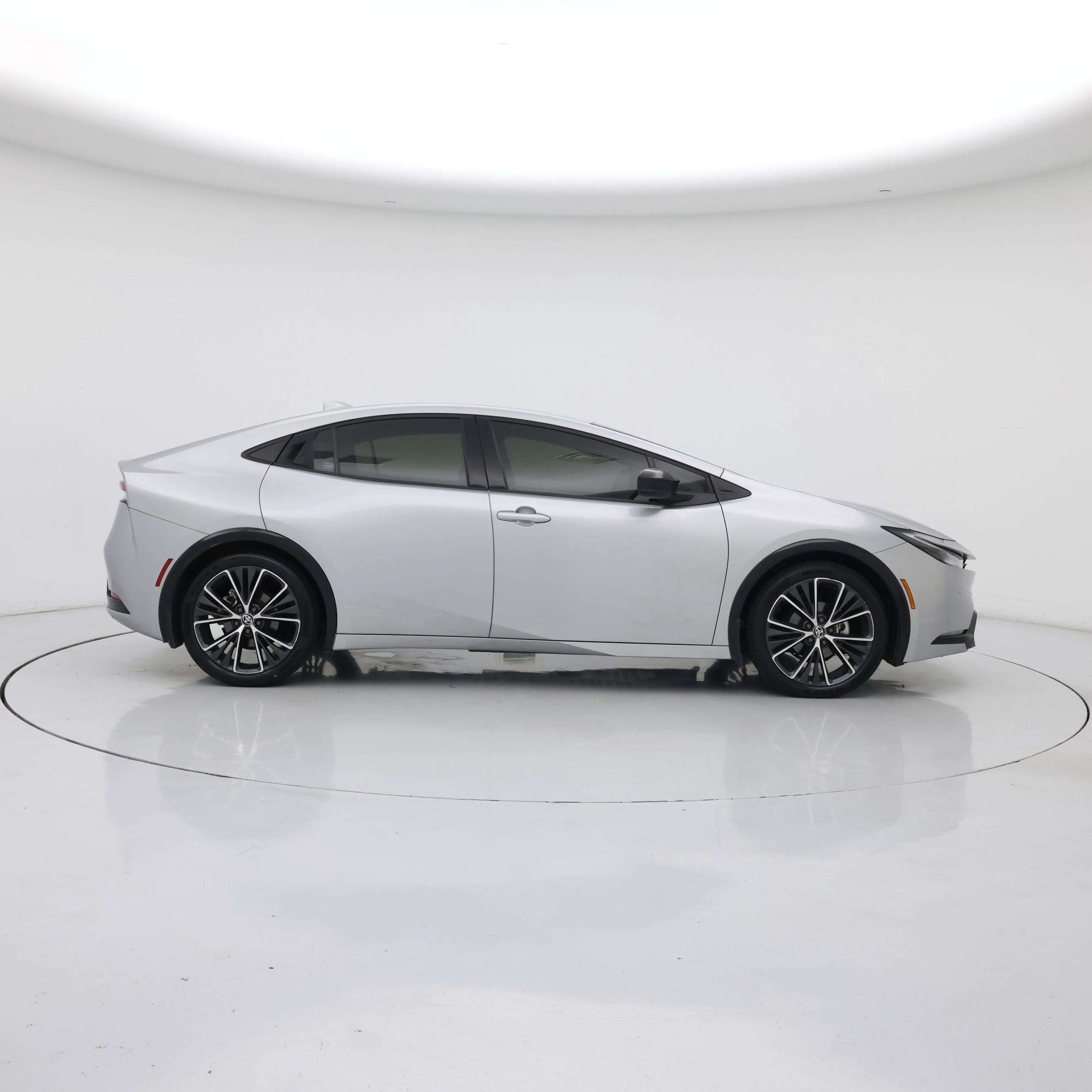 Thumbnail: 2023 Toyota Prius - 7