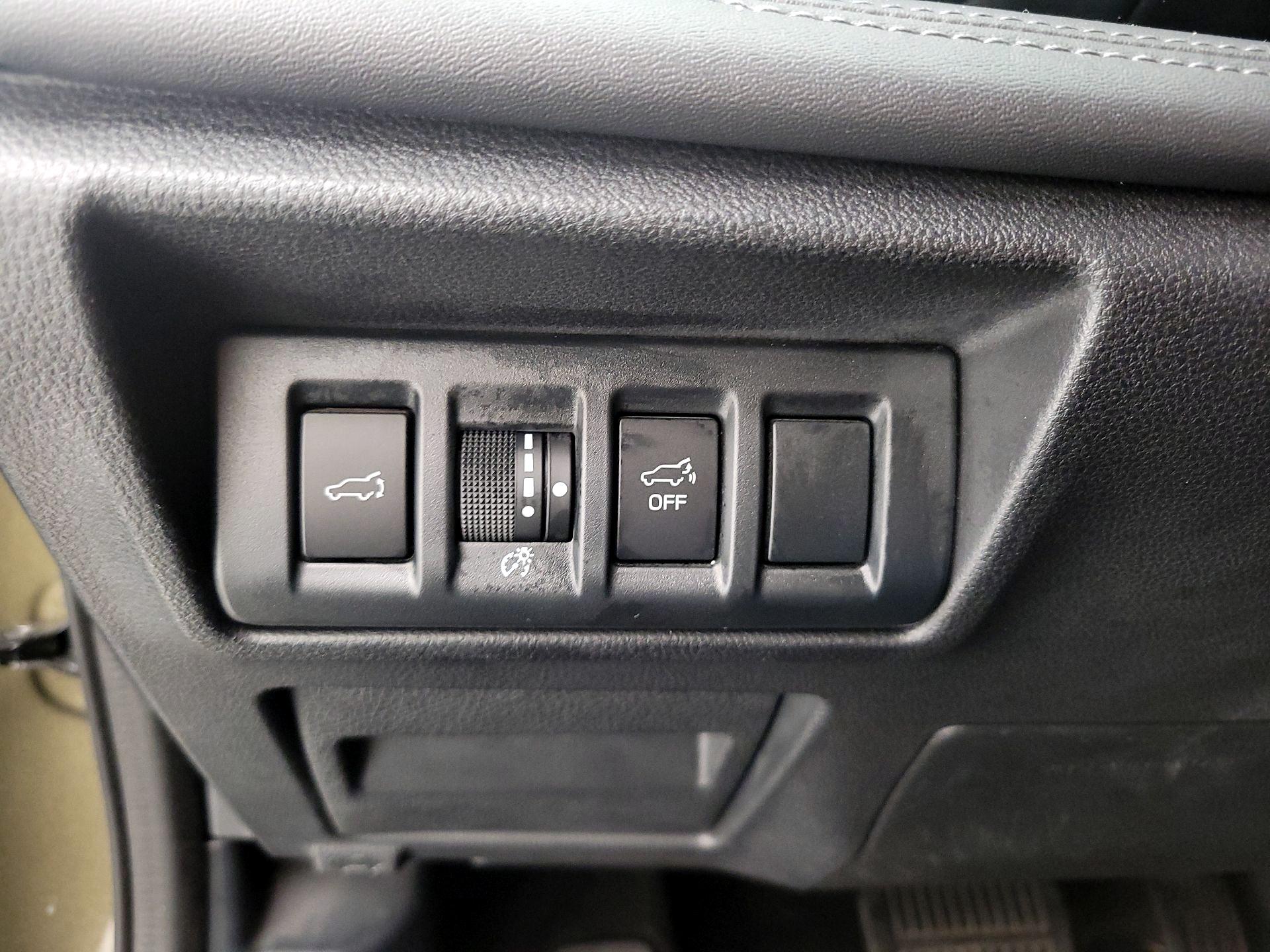 Thumbnail: 2022 Subaru Outback - 13