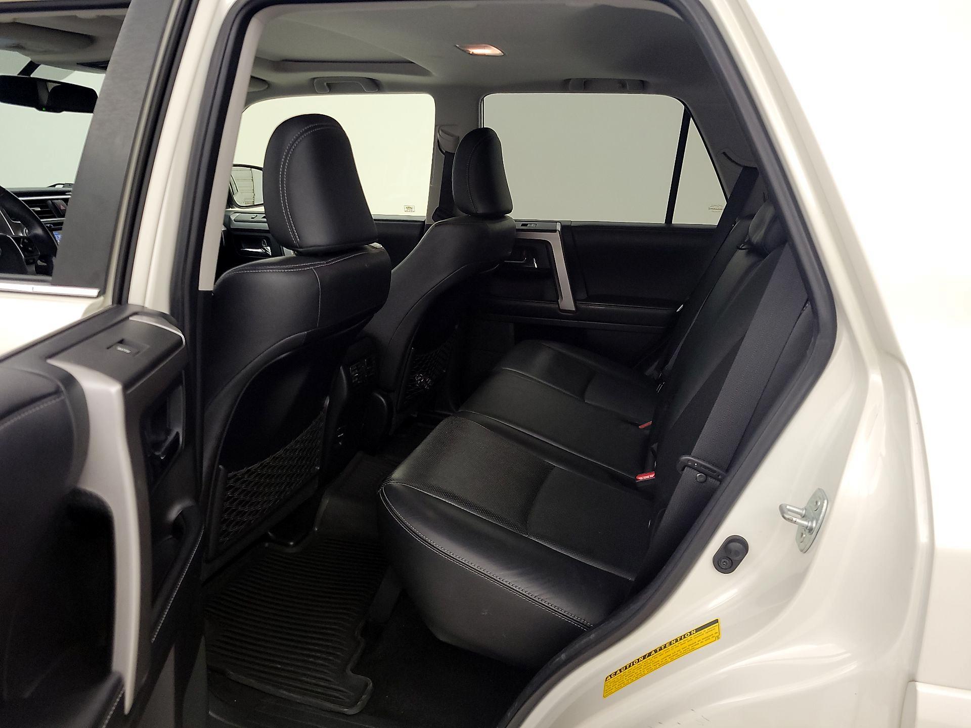 Thumbnail: 2019 Toyota 4Runner - 20