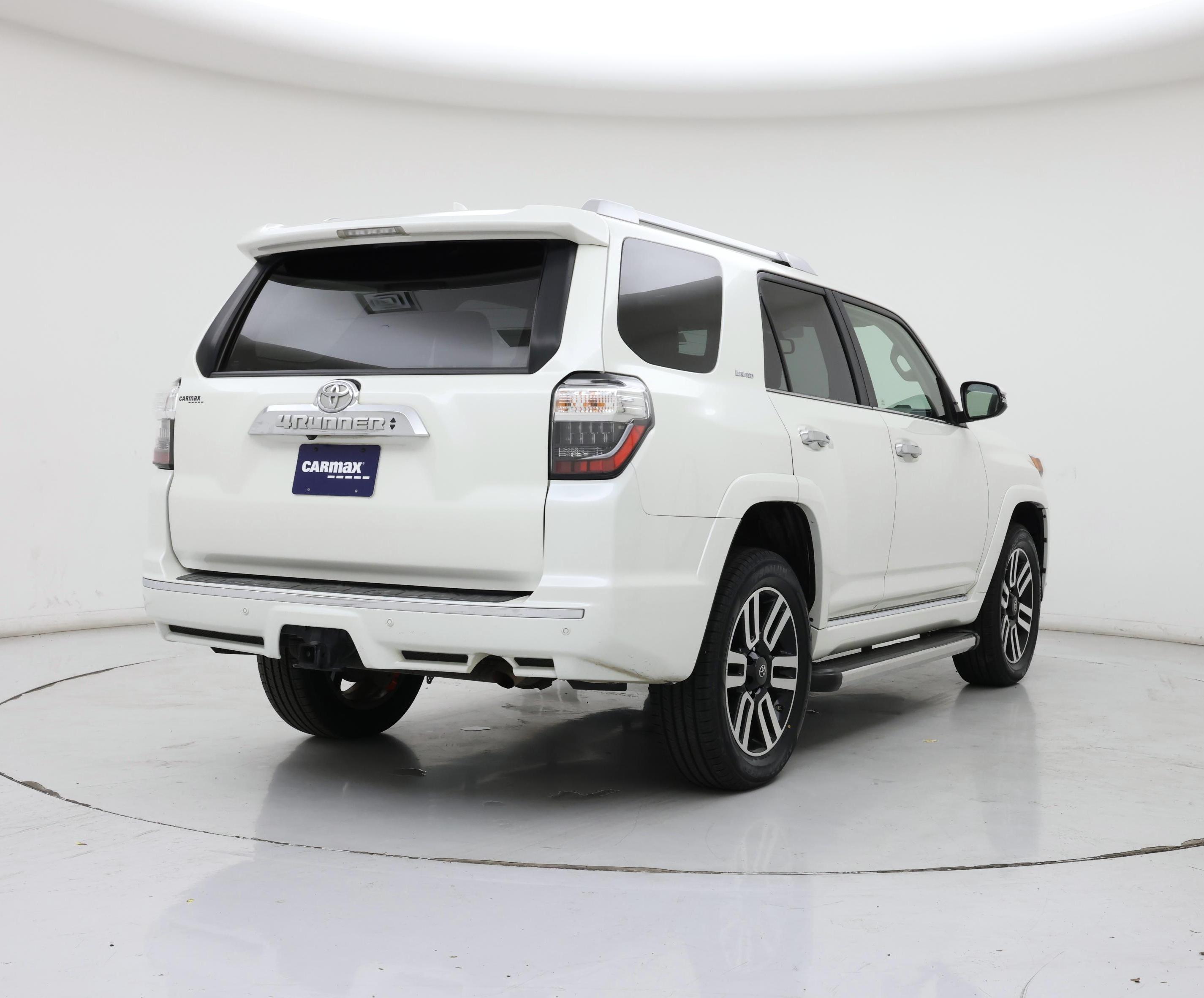 Thumbnail: 2019 Toyota 4Runner - 8