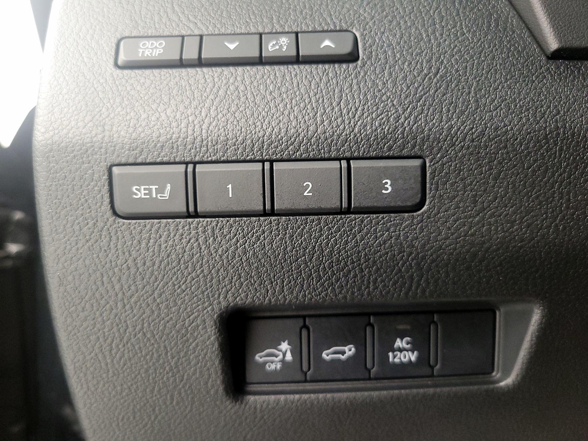Thumbnail: 2024 Lexus GX - 13