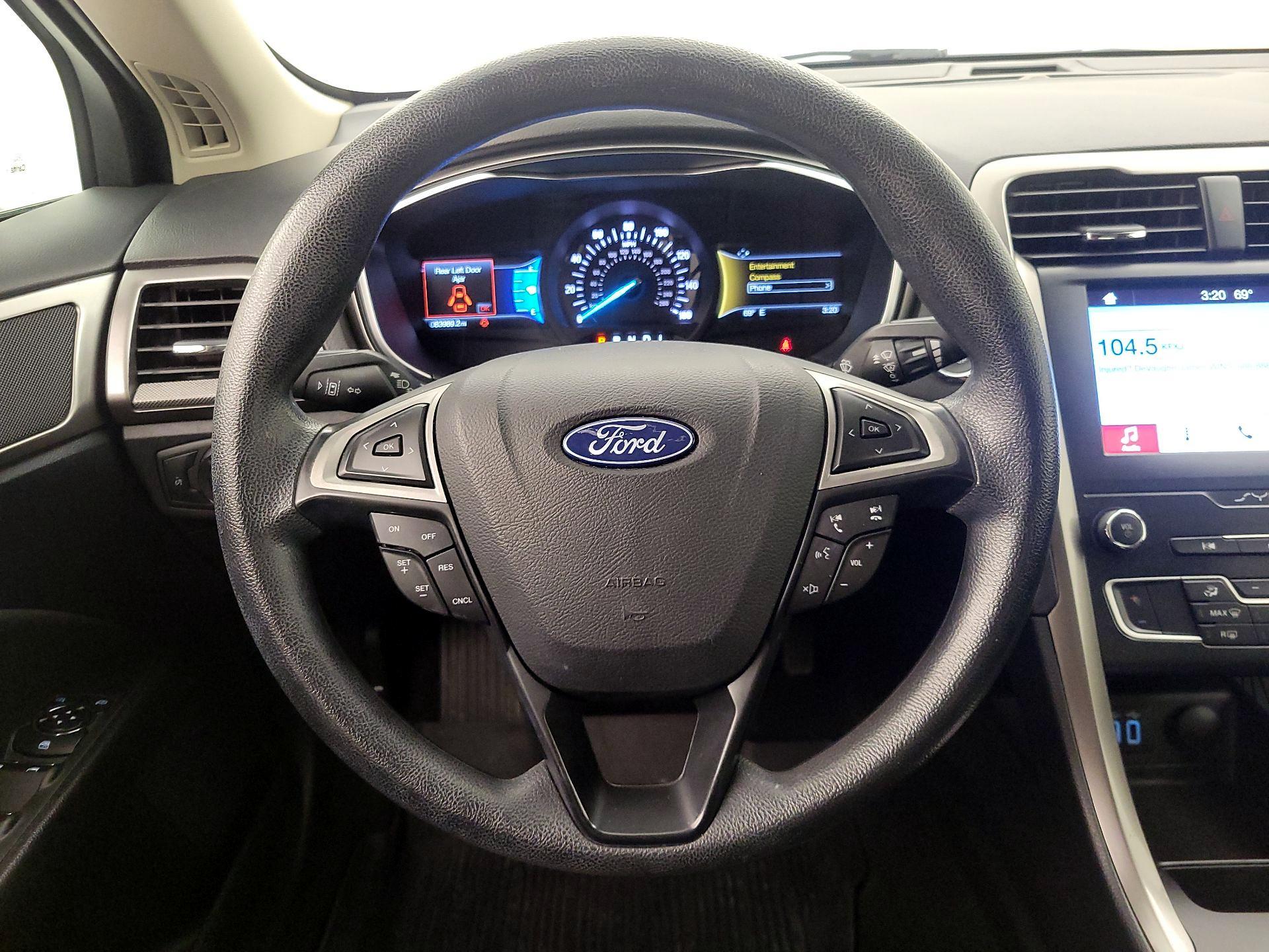 Thumbnail: 2019 Ford Fusion - 10