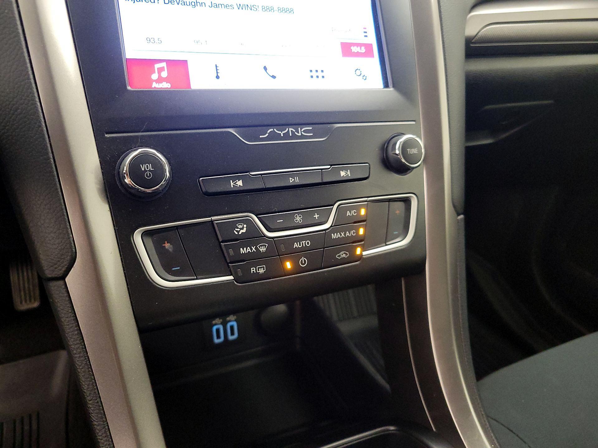 Thumbnail: 2019 Ford Fusion - 16
