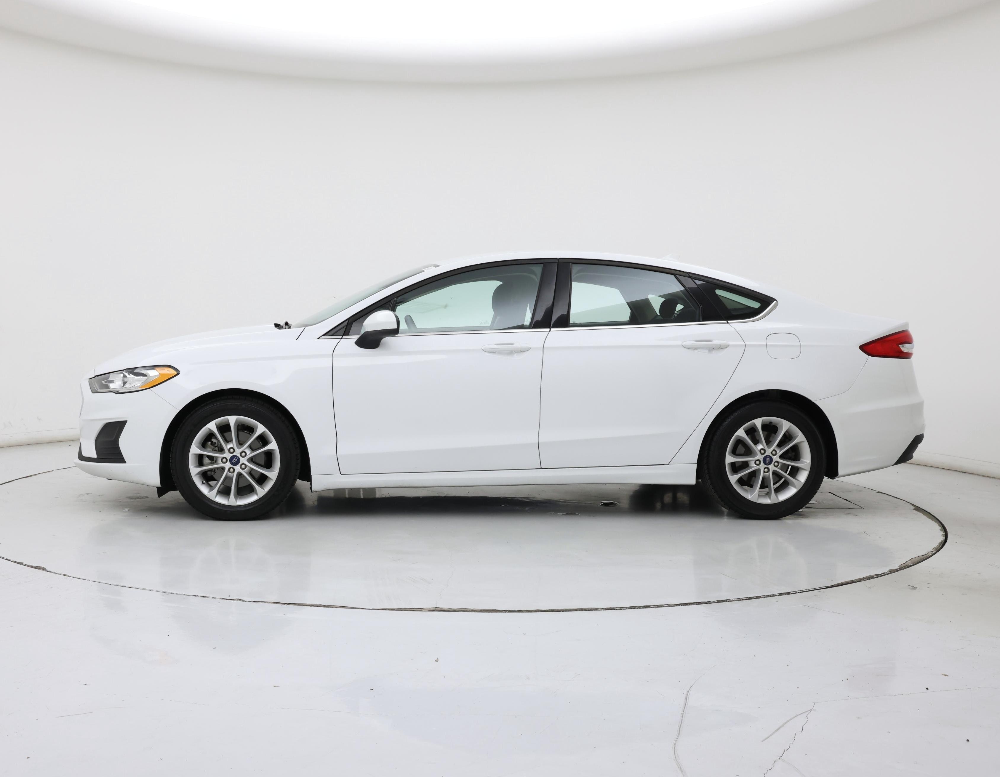 Thumbnail: 2019 Ford Fusion - 3