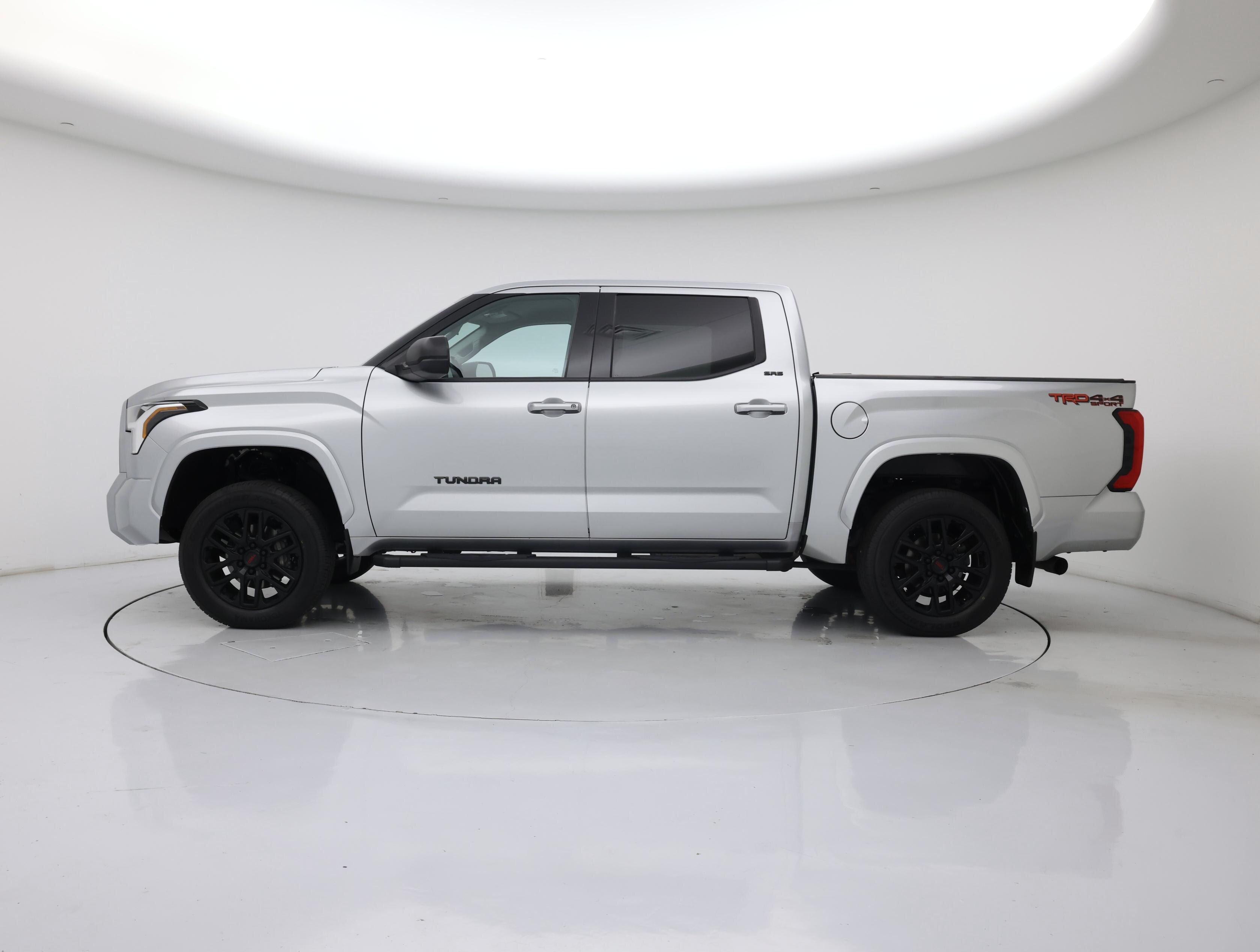 Thumbnail: 2022 Toyota Tundra - 3