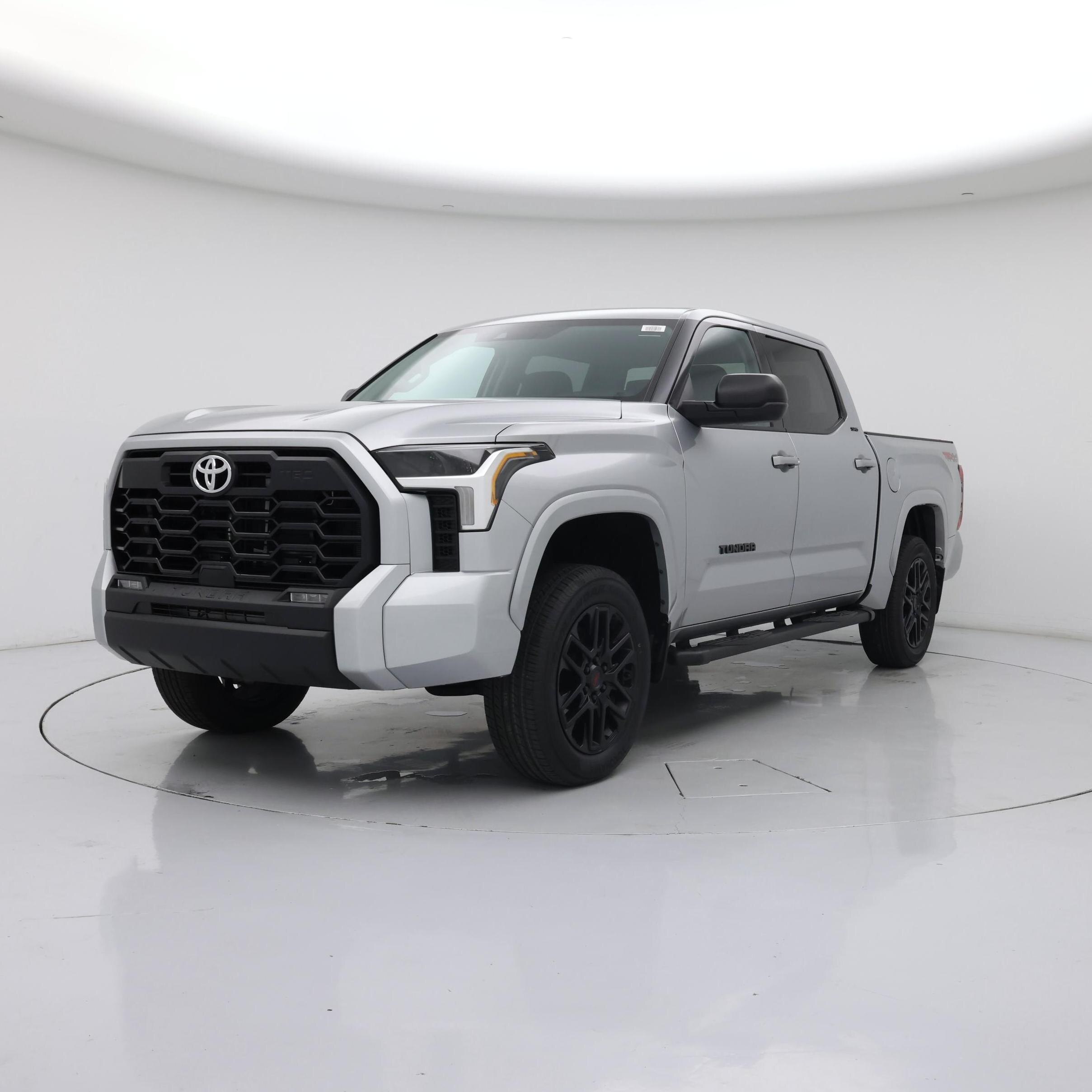 Thumbnail: 2022 Toyota Tundra - 4