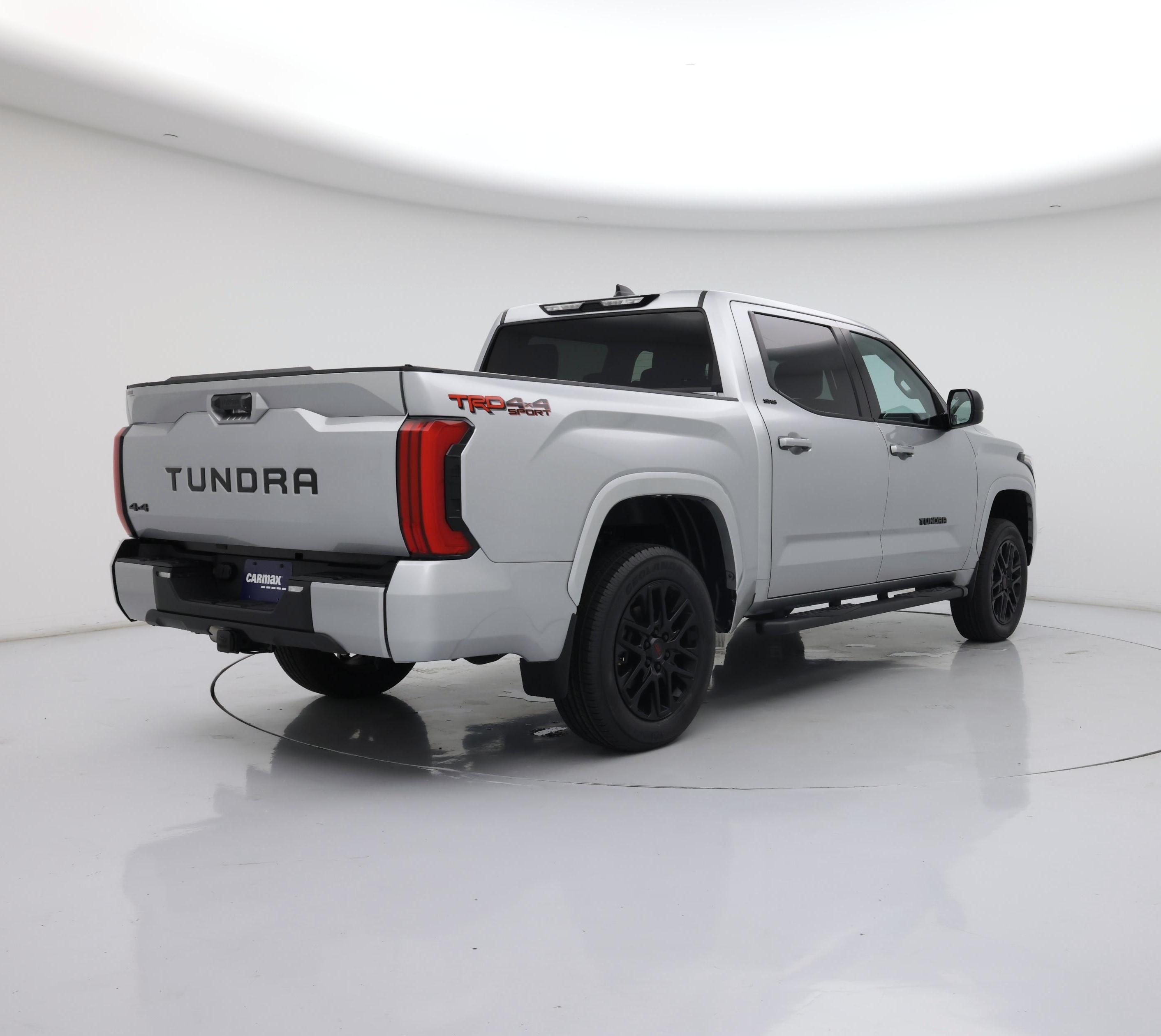 Thumbnail: 2022 Toyota Tundra - 8