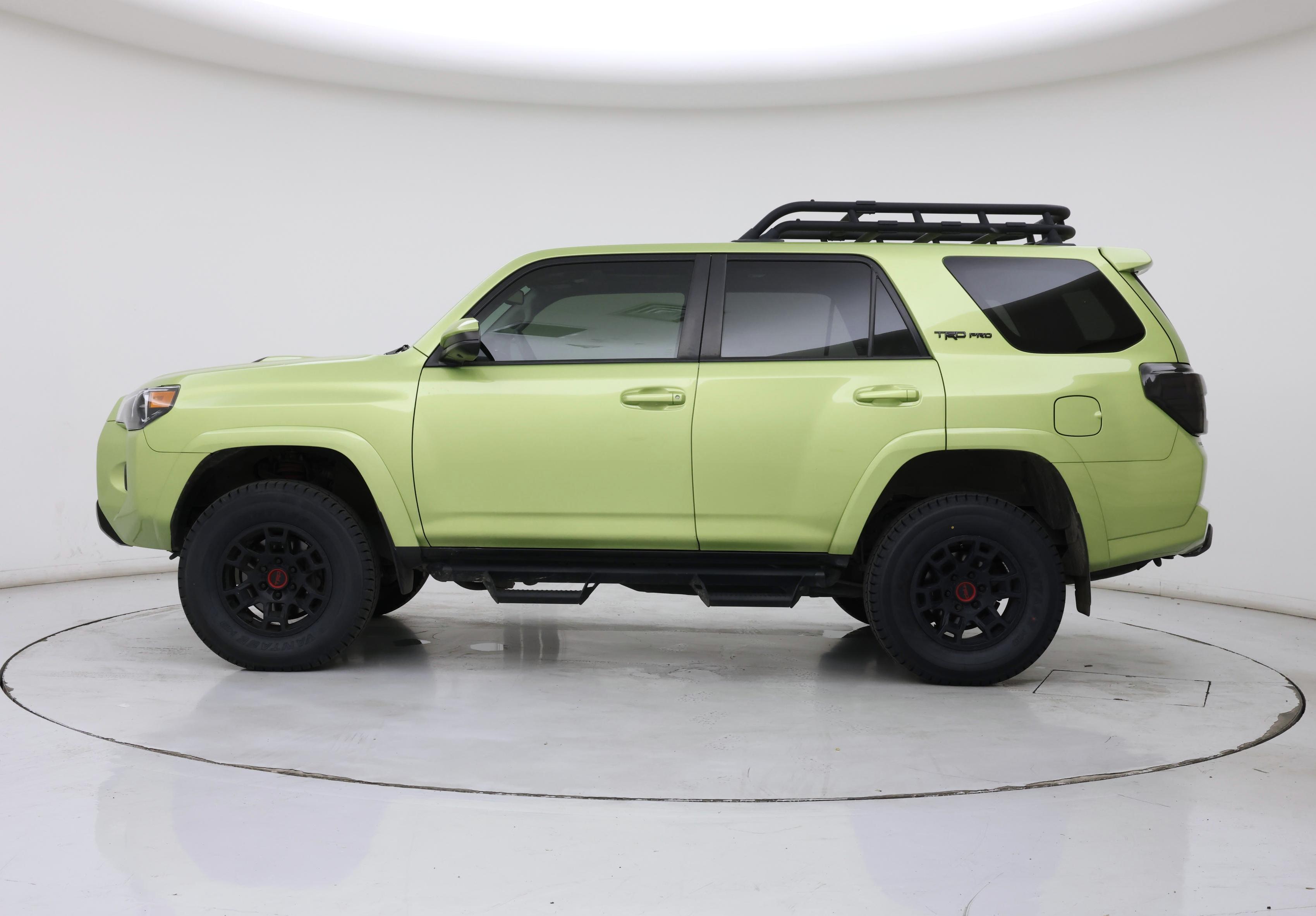 Thumbnail: 2022 Toyota 4Runner - 3