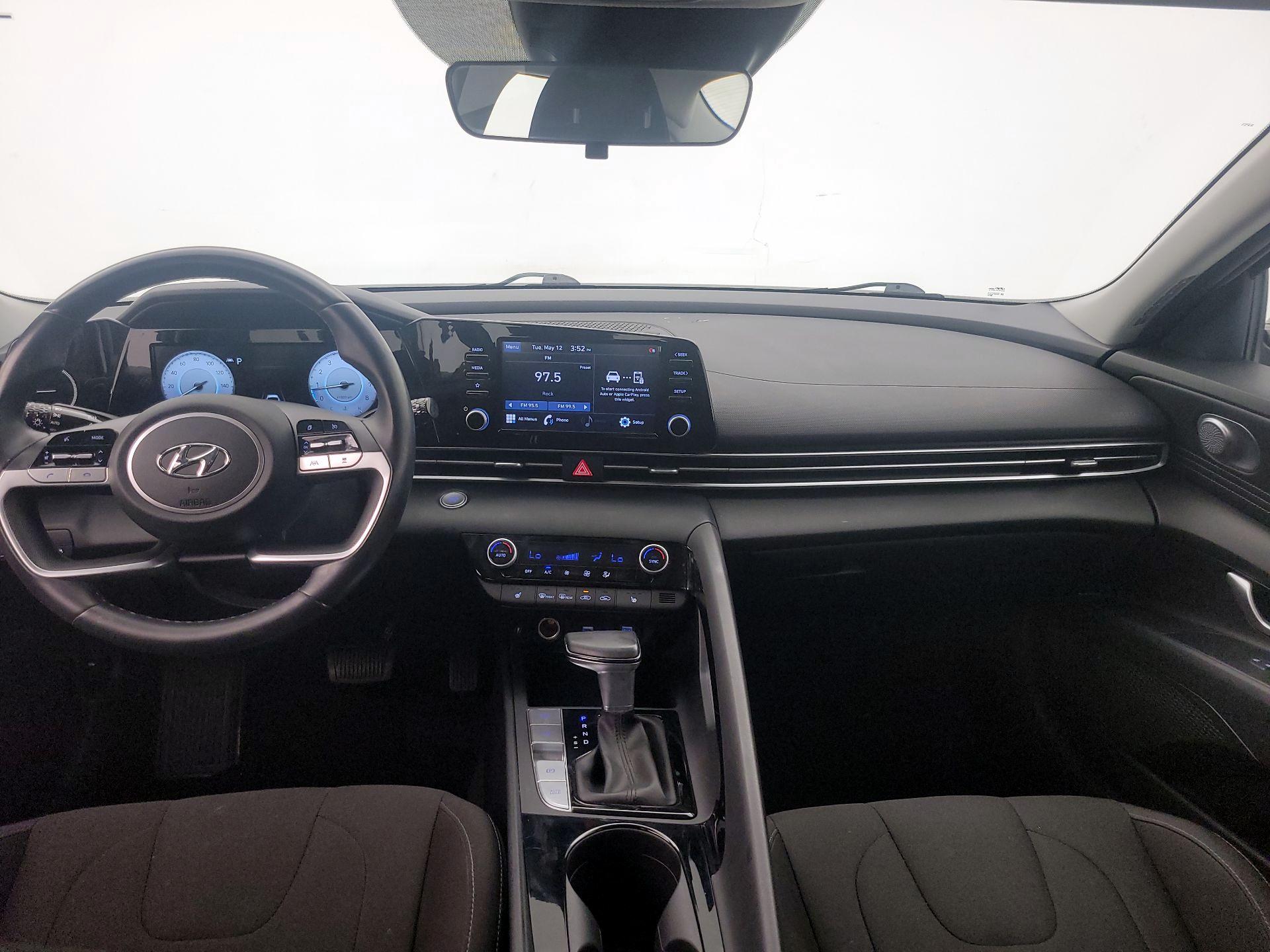 Thumbnail: 2021 Hyundai Elantra - 9