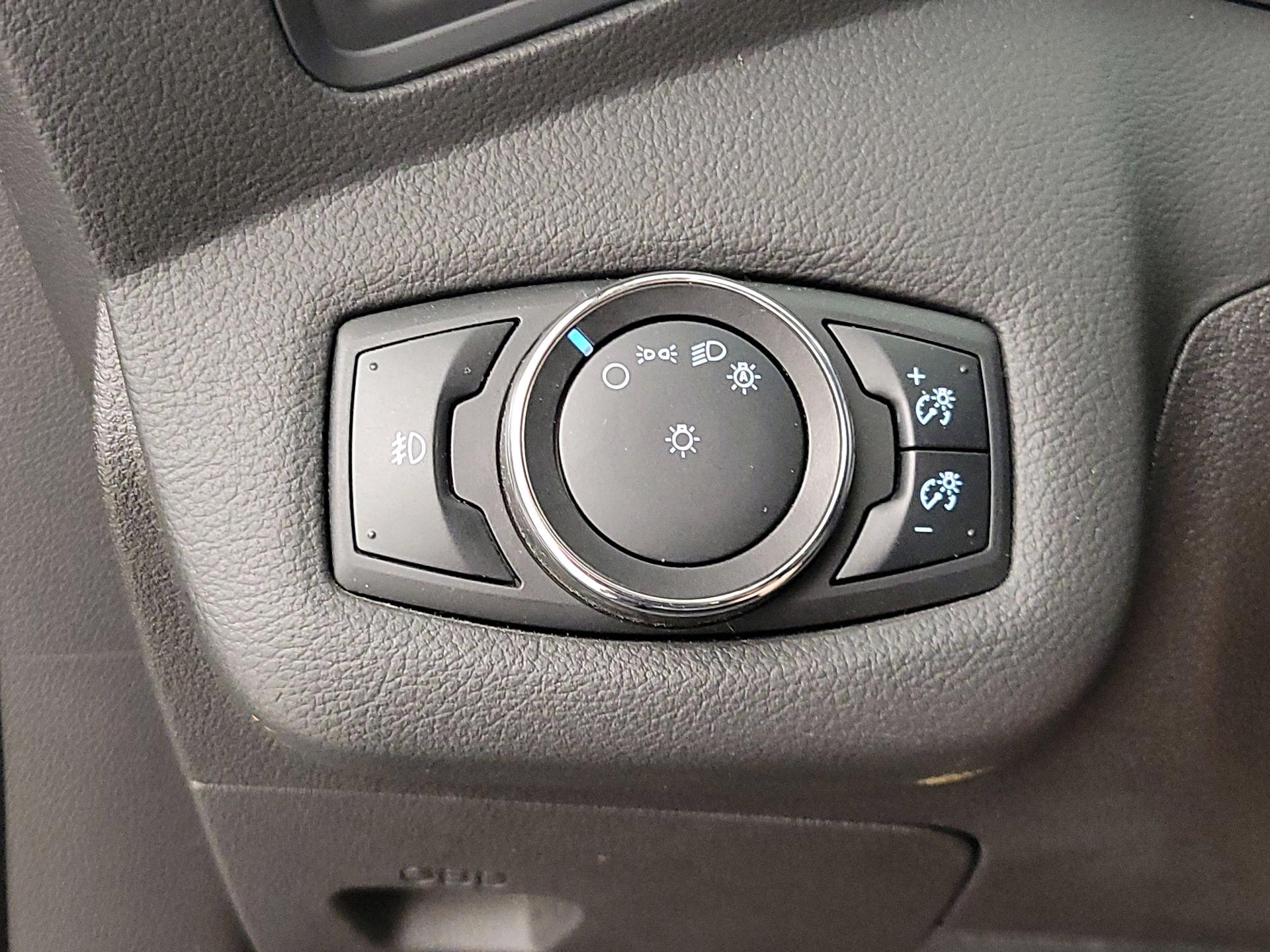 Thumbnail: 2014 Ford Escape - 13