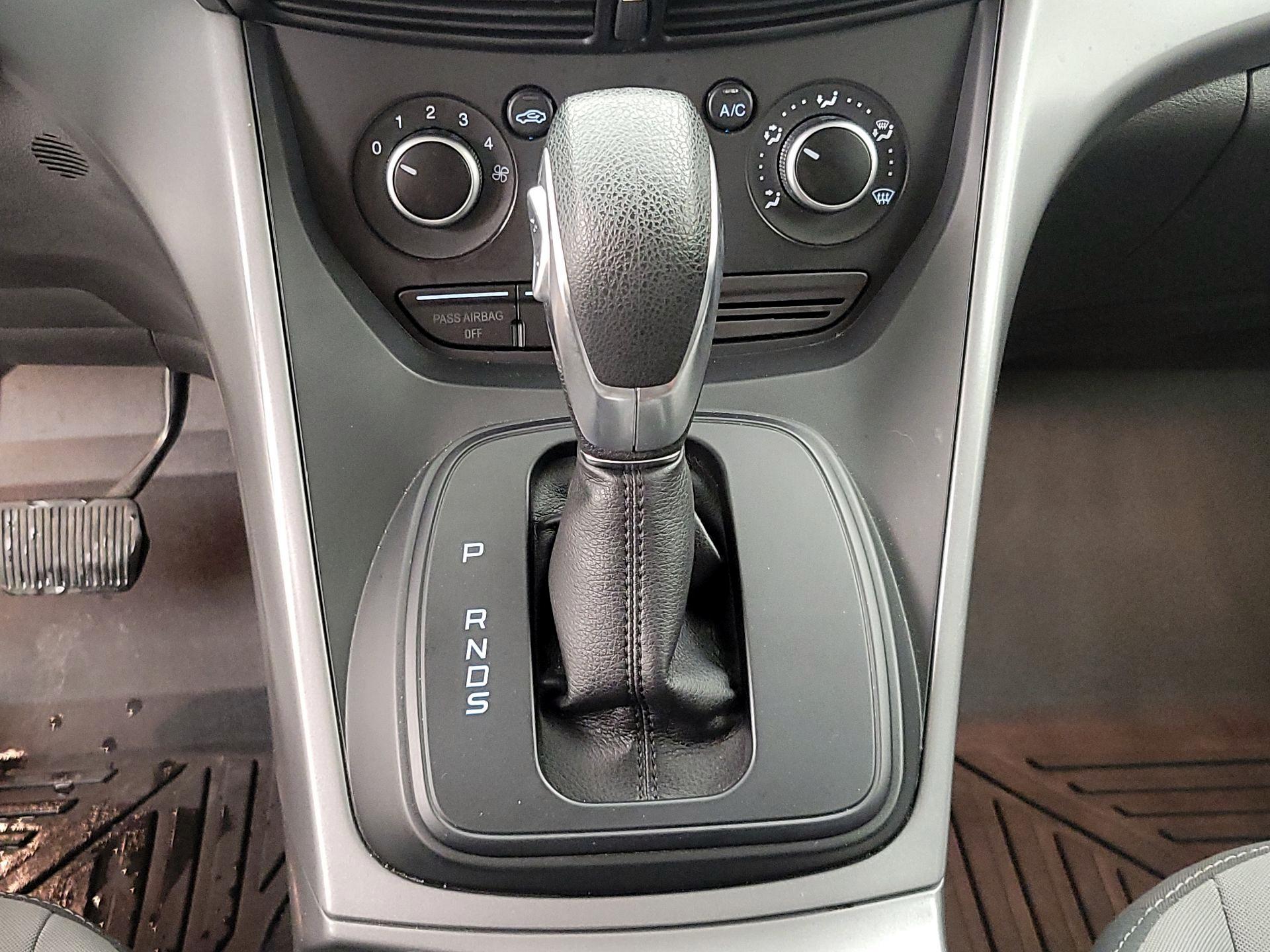 Thumbnail: 2014 Ford Escape - 17
