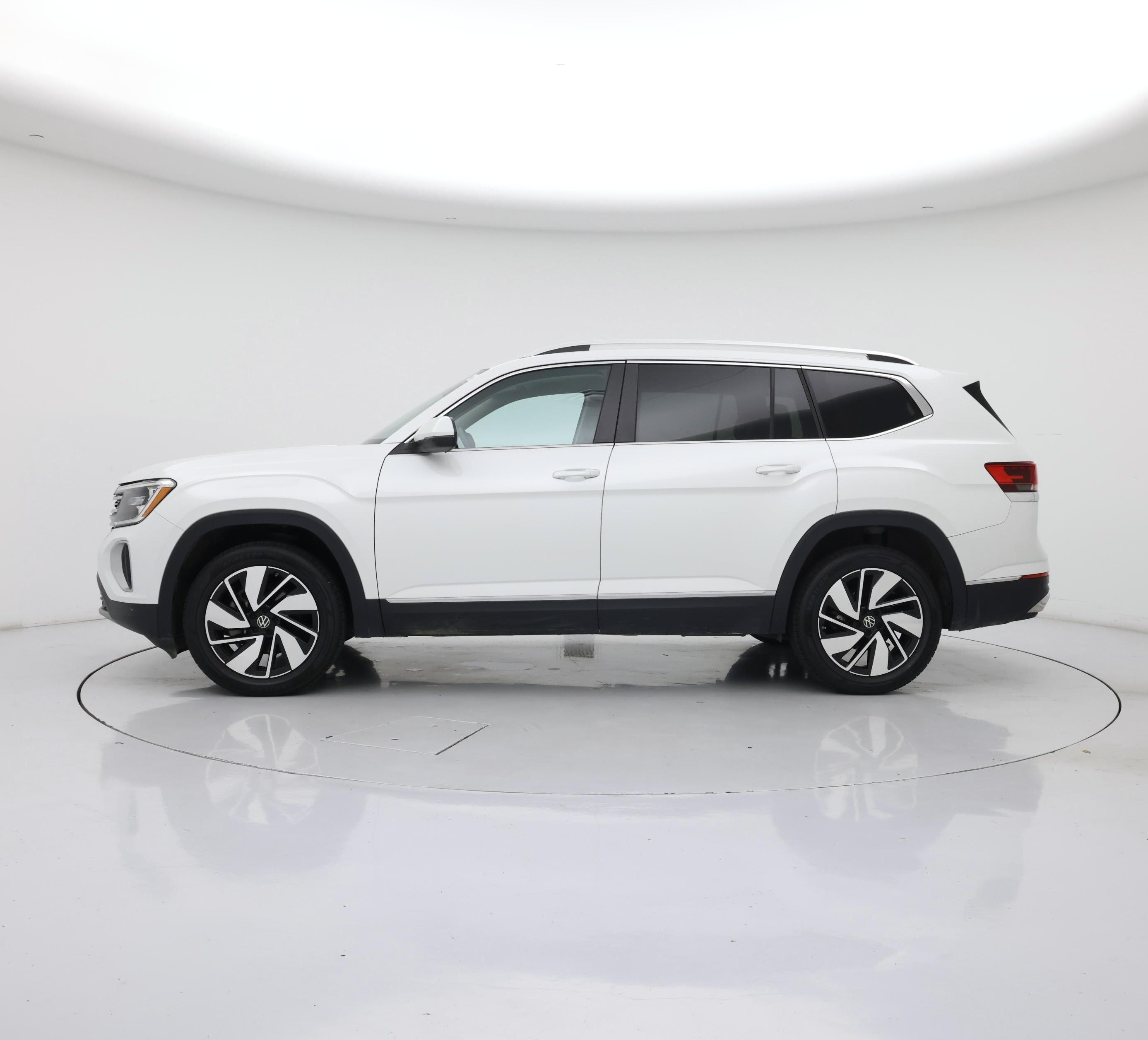 Thumbnail: 2024 Volkswagen Atlas - 3