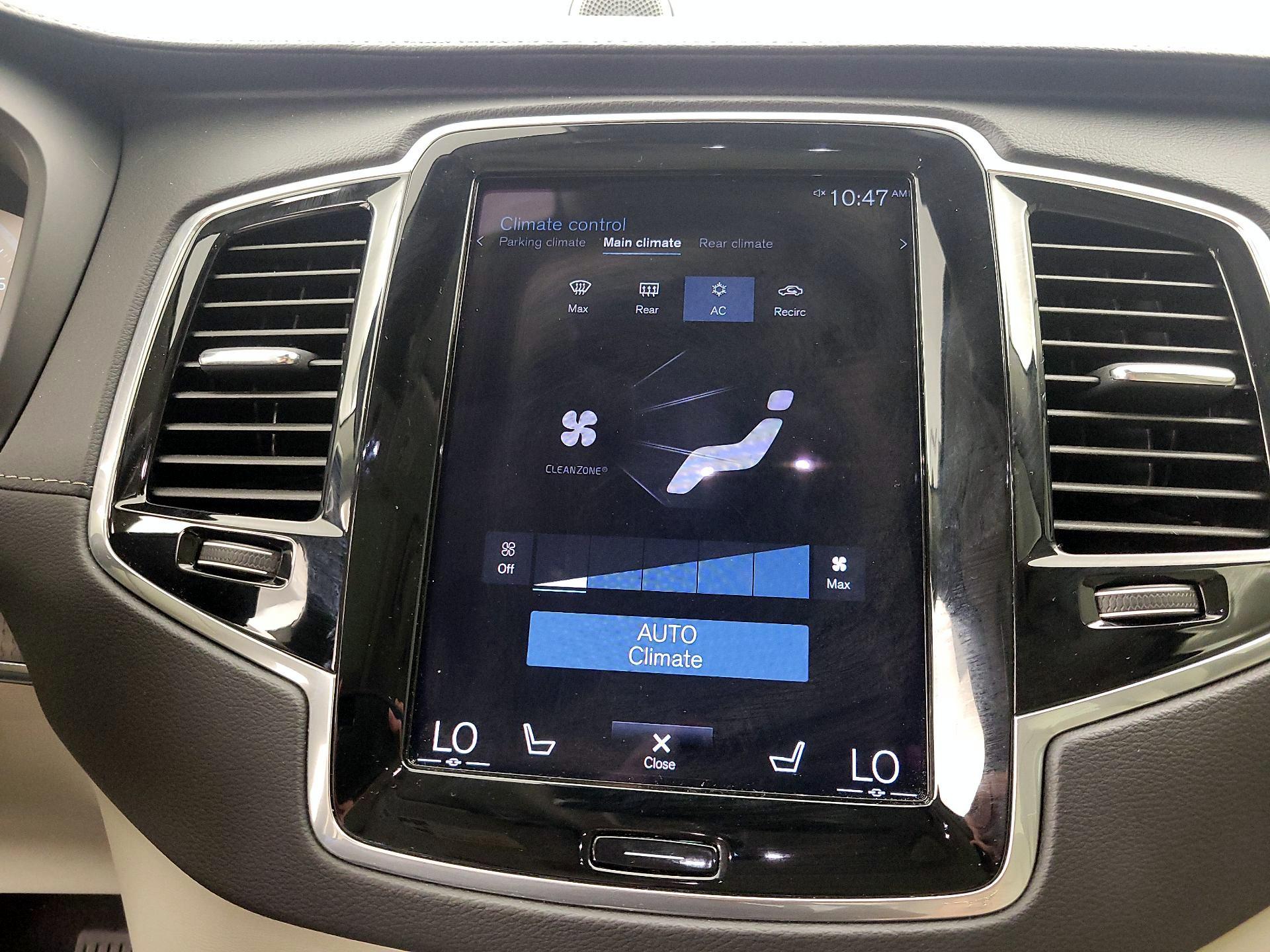 Thumbnail: 2021 Volvo XC90 - 17
