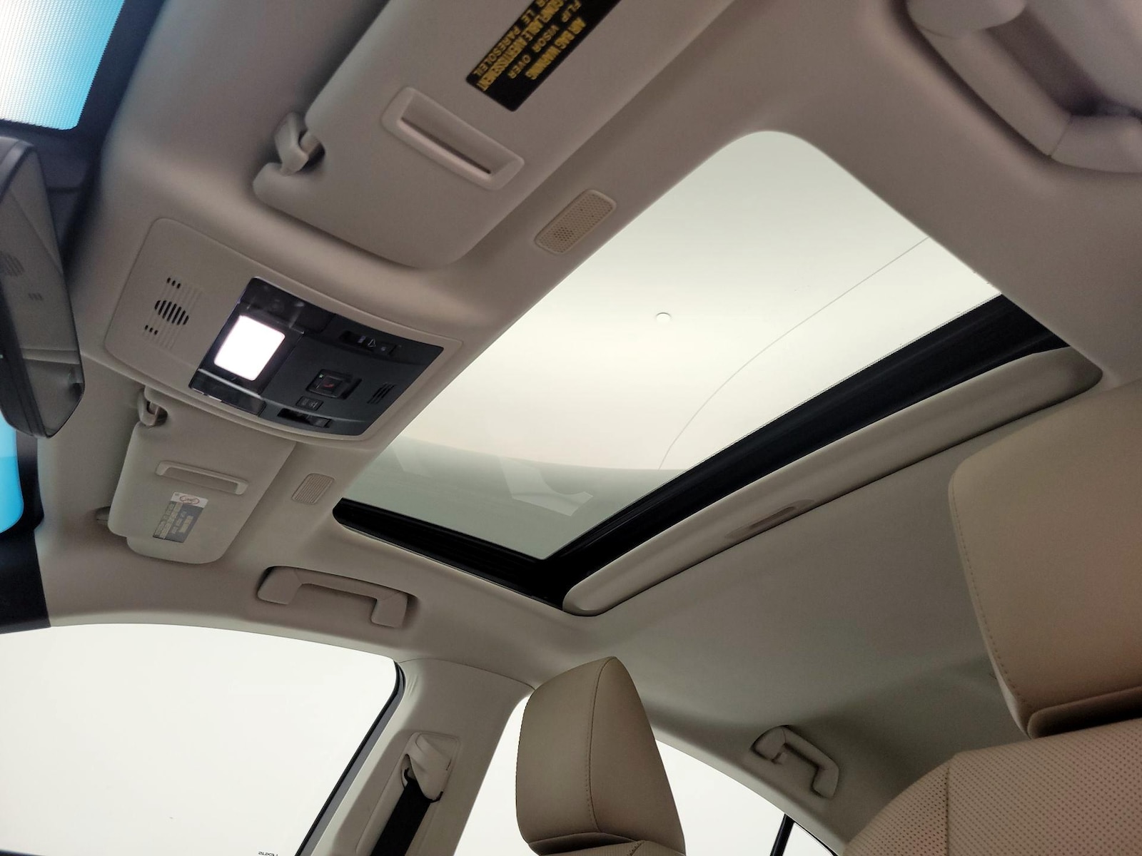 2021 Lexus ES 350 - Photo 10