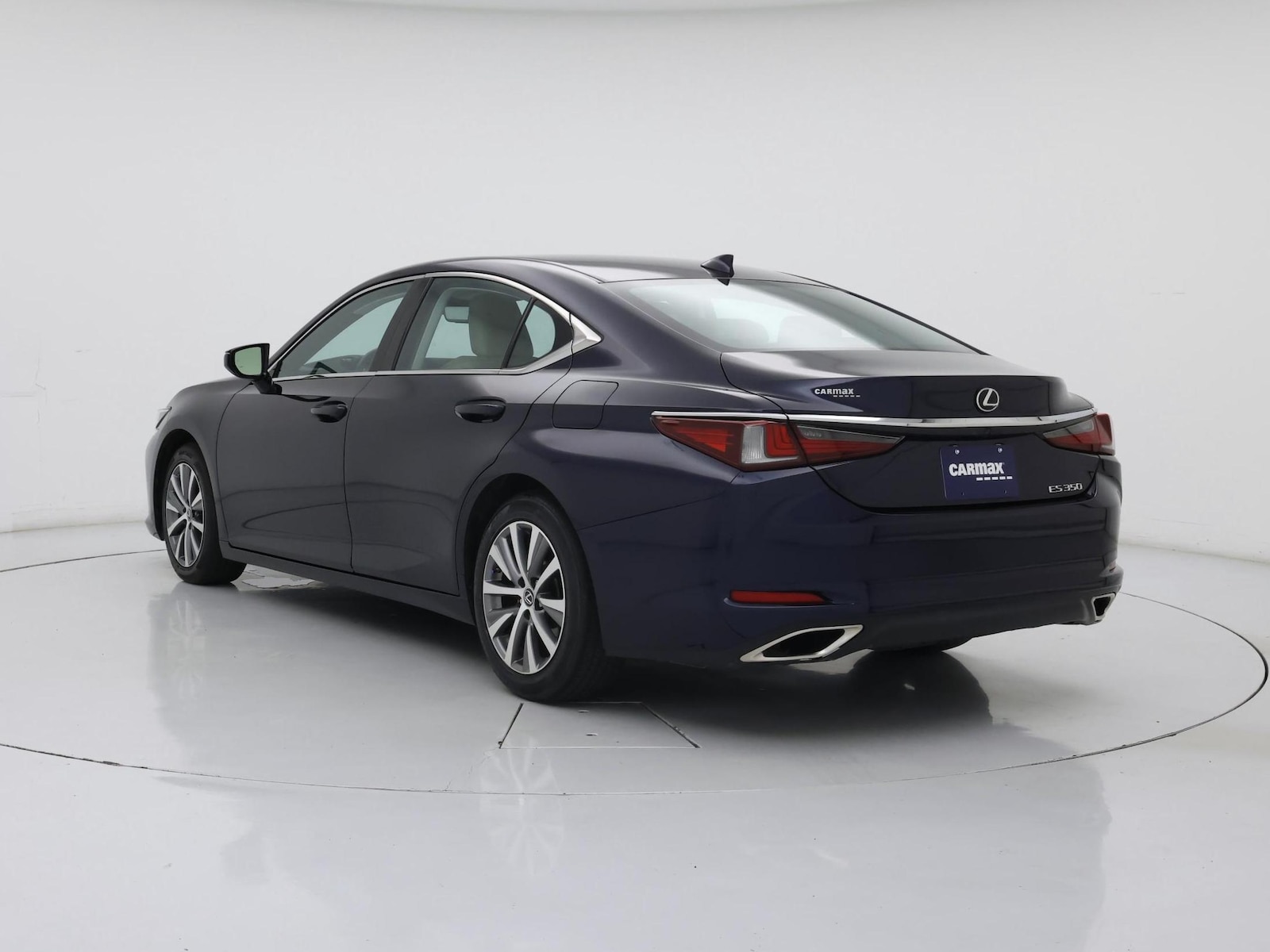 2021 Lexus ES 350 - Photo 16