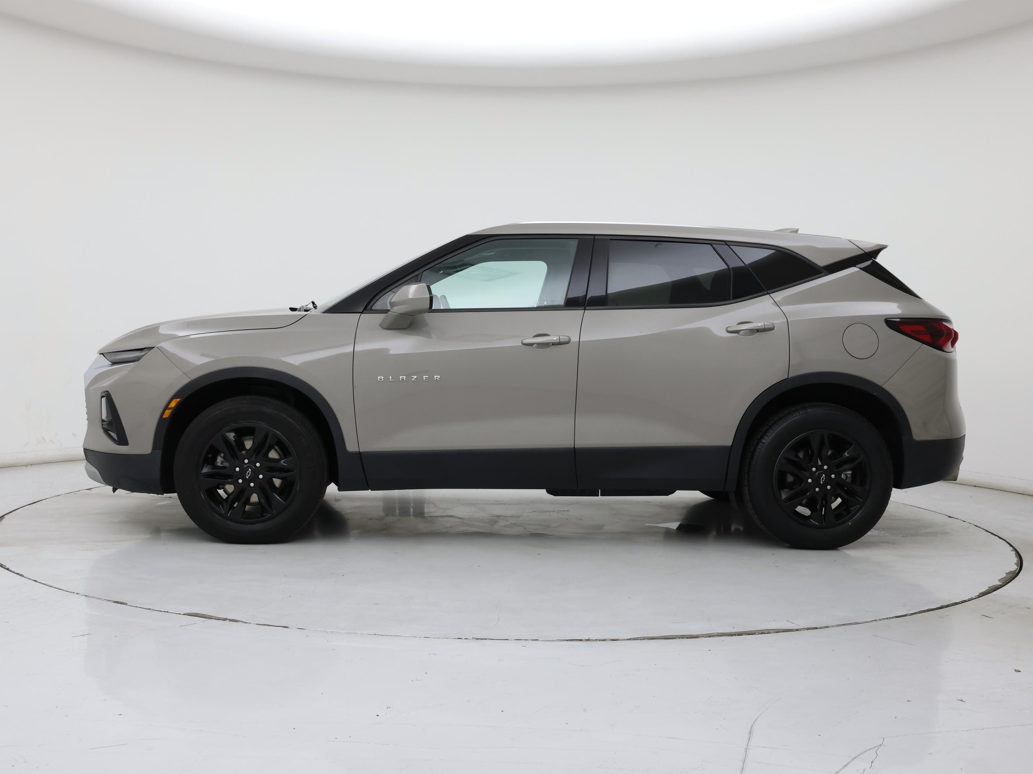 Thumbnail: 2021 Chevrolet Blazer - 3