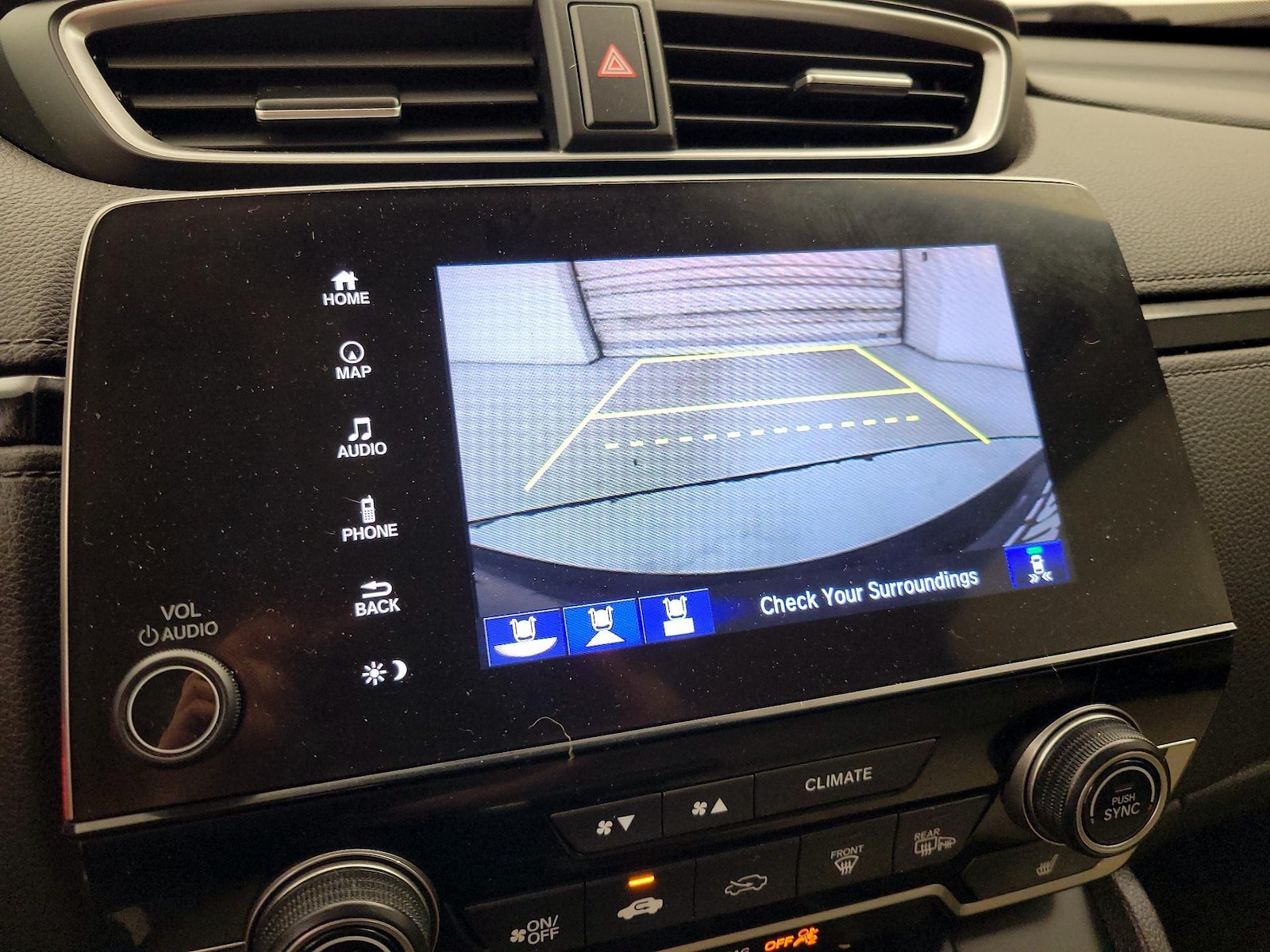 2018 Honda CR-V Touring - Photo 16