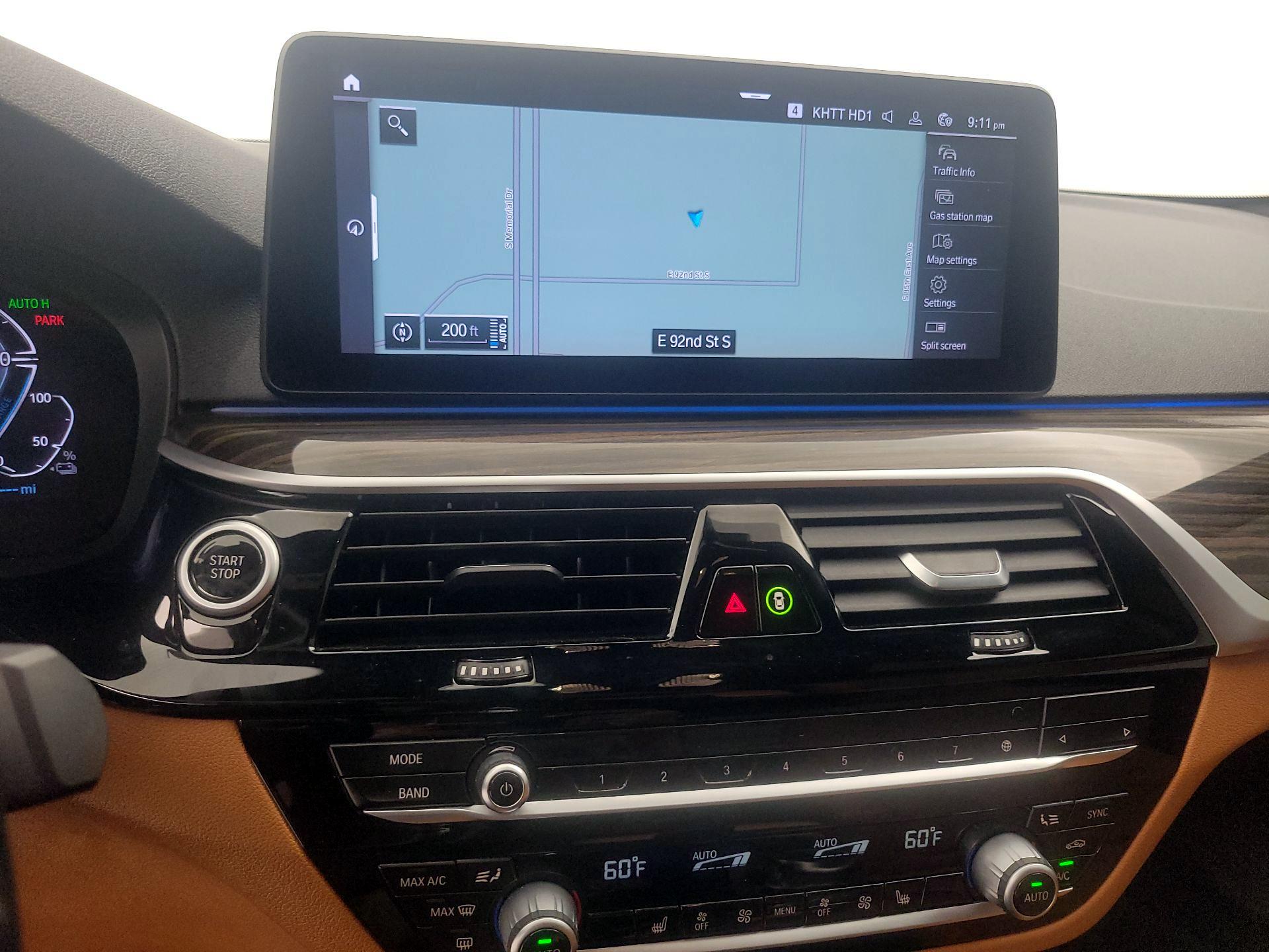 Thumbnail: 2021 BMW 5 Series - 14