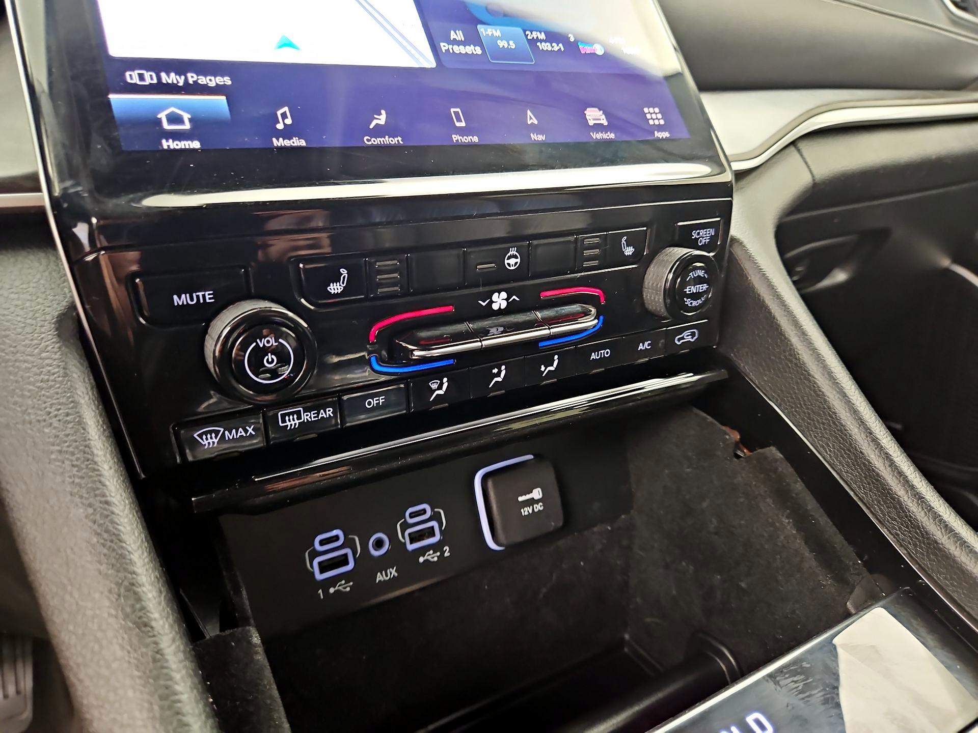 Thumbnail: 2021 Jeep Grand Cherokee L - 17
