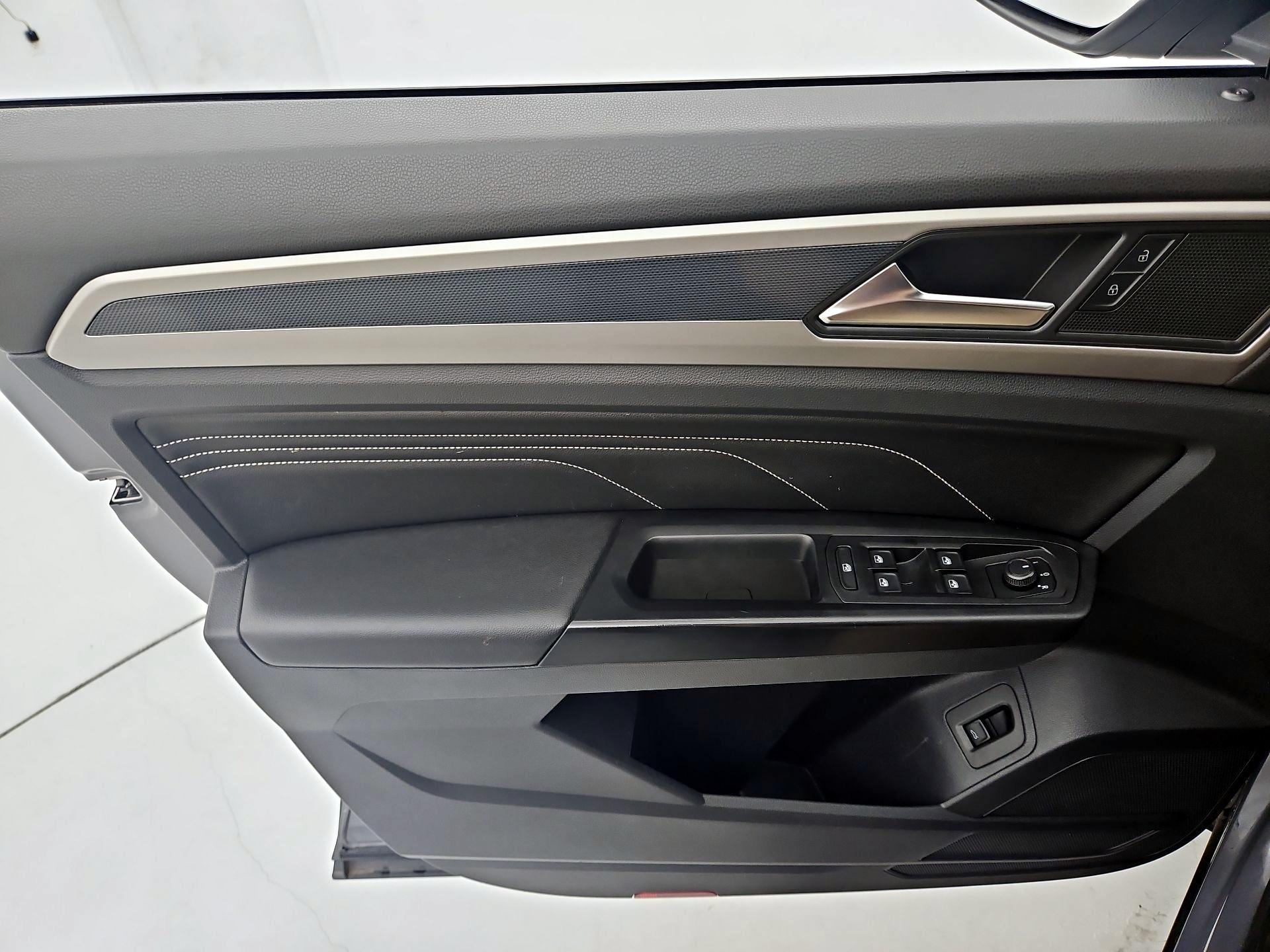 Thumbnail: 2020 Volkswagen Atlas - 12