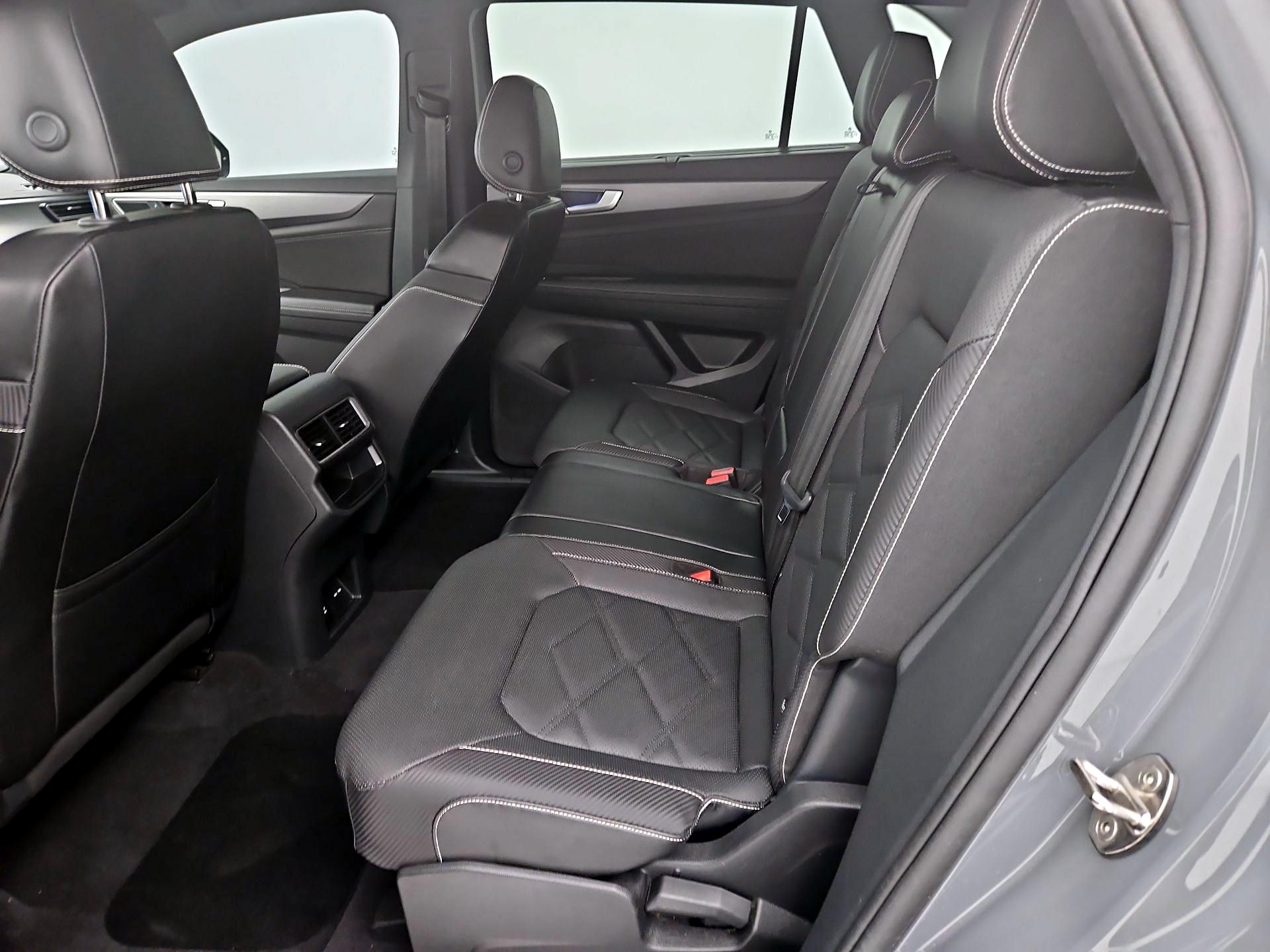 Thumbnail: 2024 Volkswagen Atlas - 20