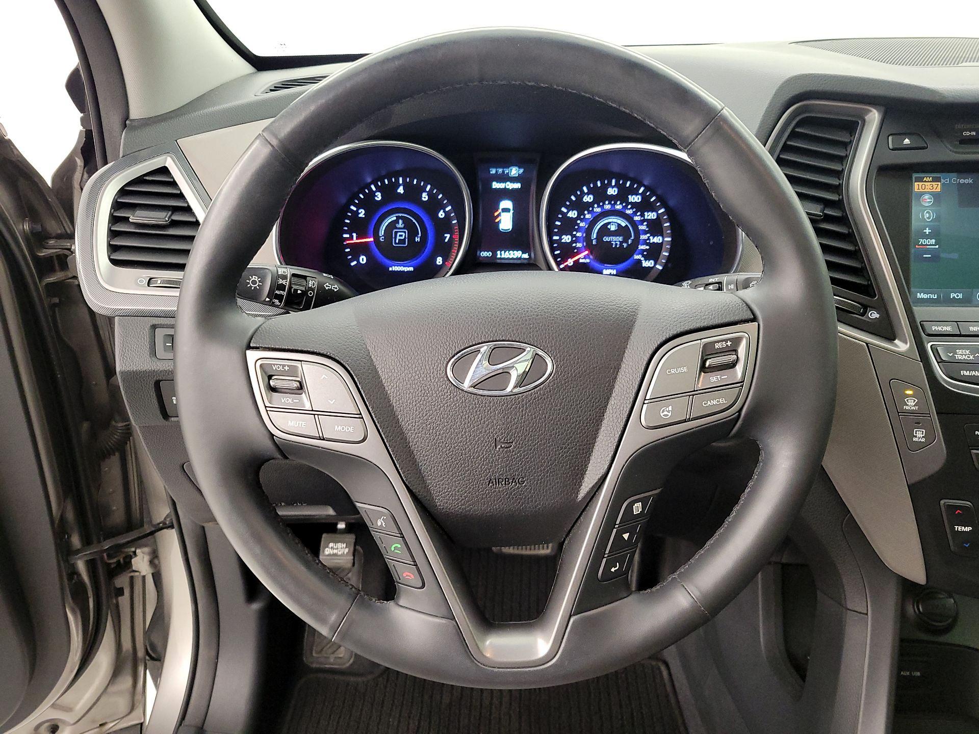 Thumbnail: 2016 Hyundai Santa Fe - 10