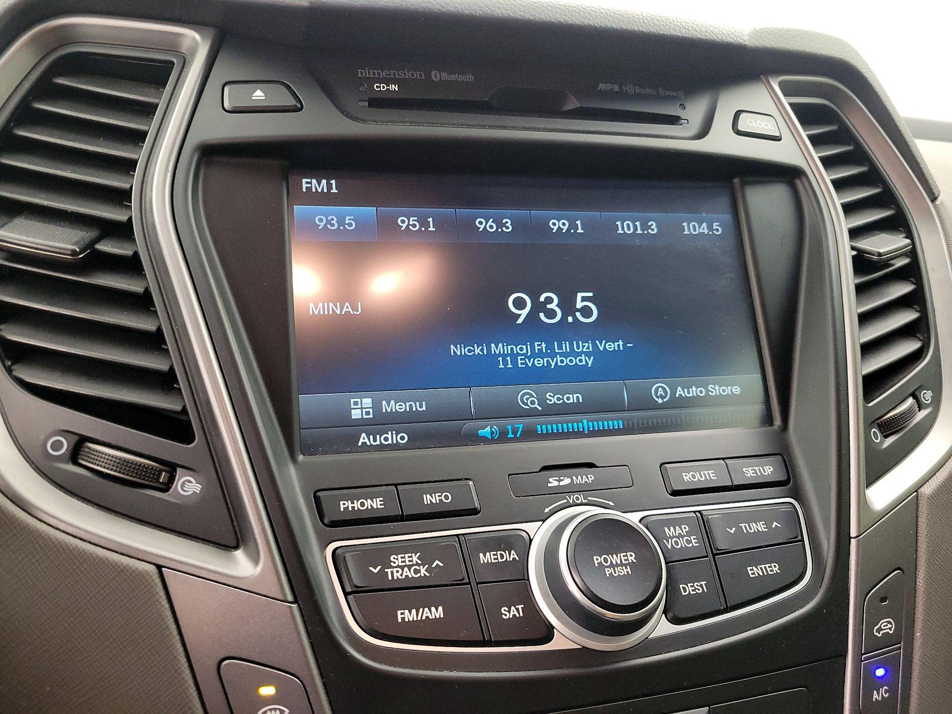 Thumbnail: 2016 Hyundai Santa Fe - 16