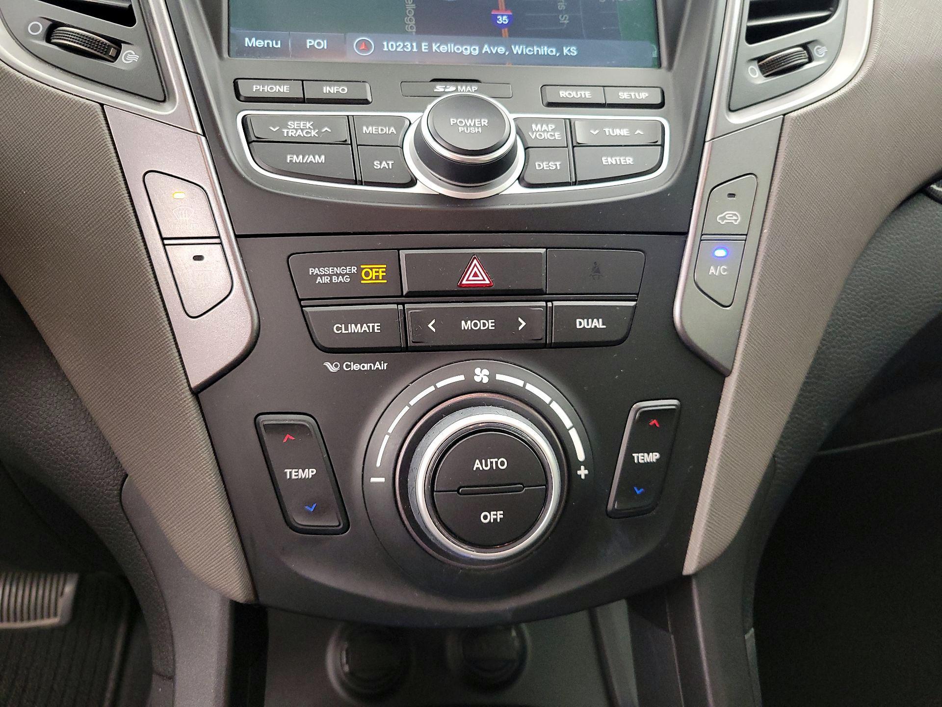 Thumbnail: 2016 Hyundai Santa Fe - 17