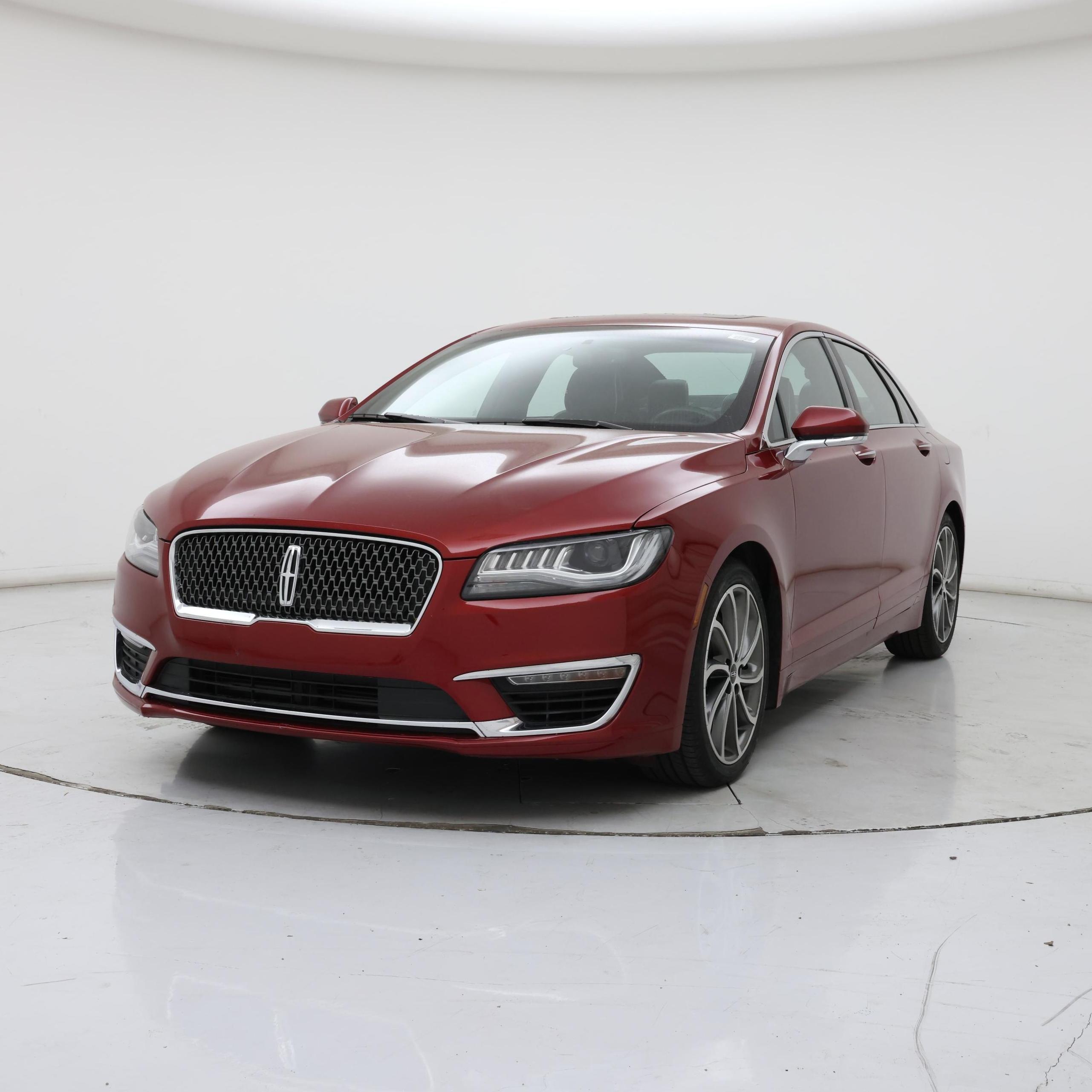 Thumbnail: 2018 Lincoln MKZ - 4