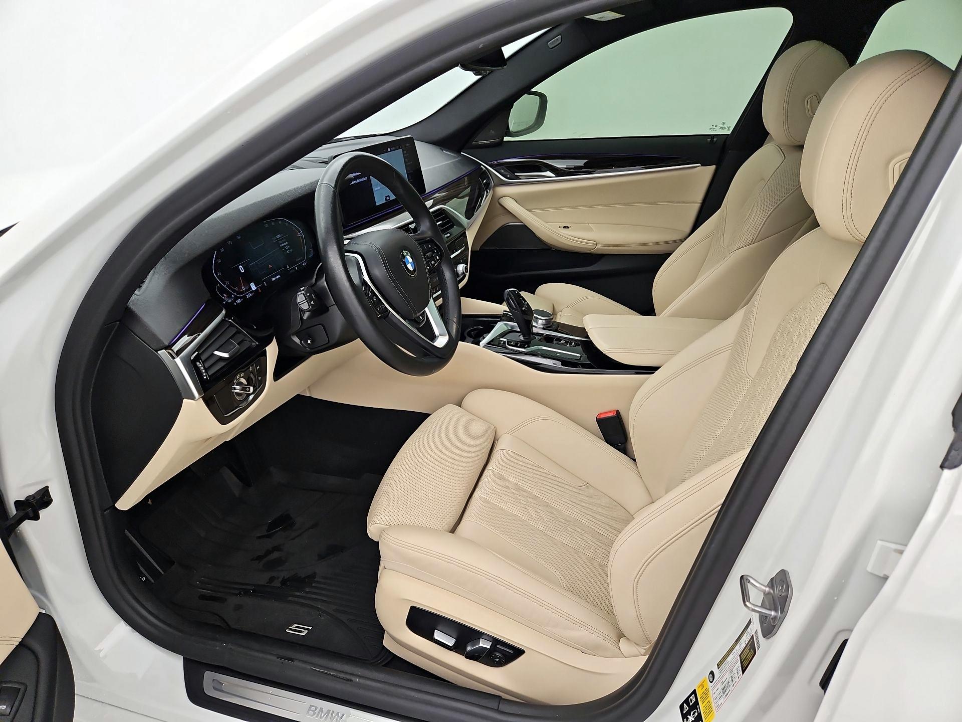 Thumbnail: 2022 BMW 5 Series - 11