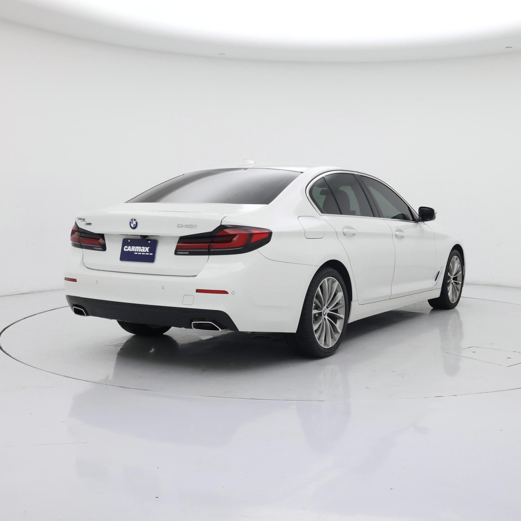 Thumbnail: 2022 BMW 5 Series - 8