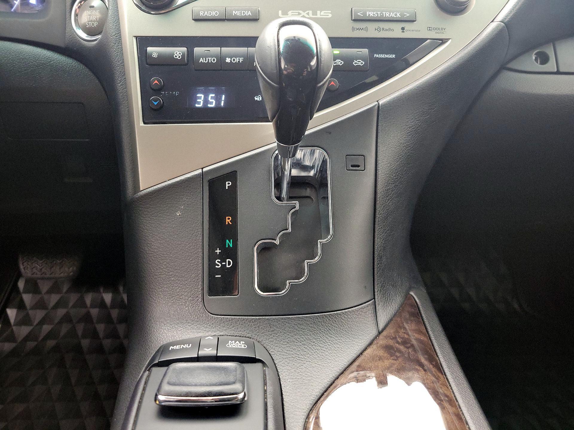 Thumbnail: 2015 Lexus RX - 18