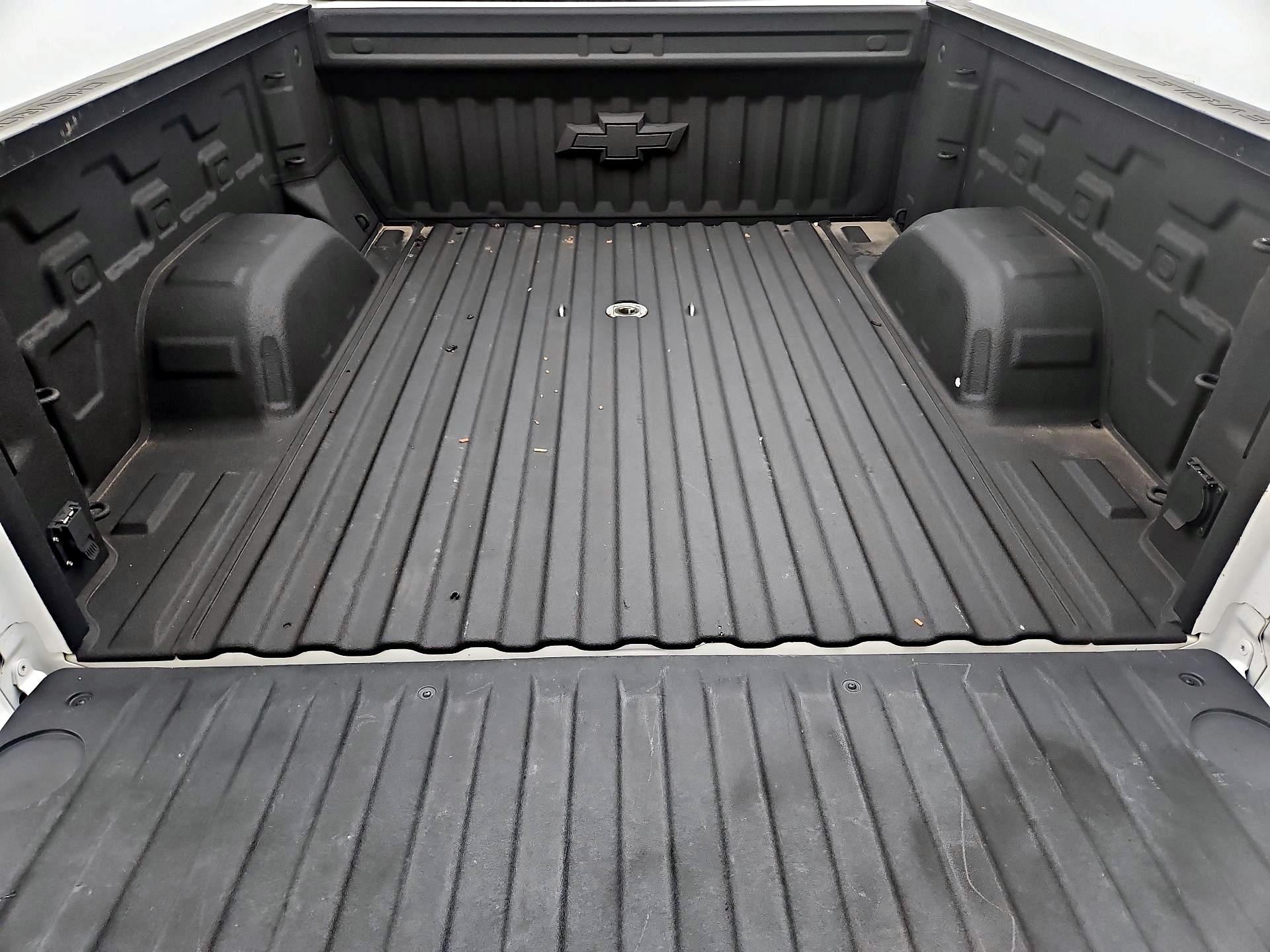 Thumbnail: 2023 Chevrolet Silverado 1500 - 20