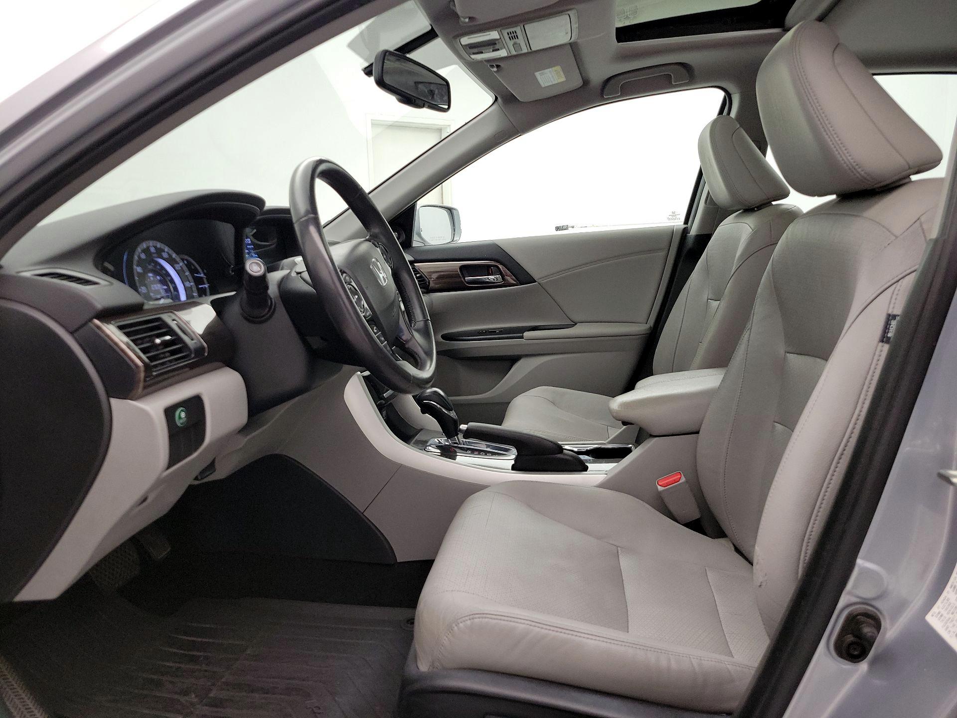 Thumbnail: 2016 Honda Accord - 11