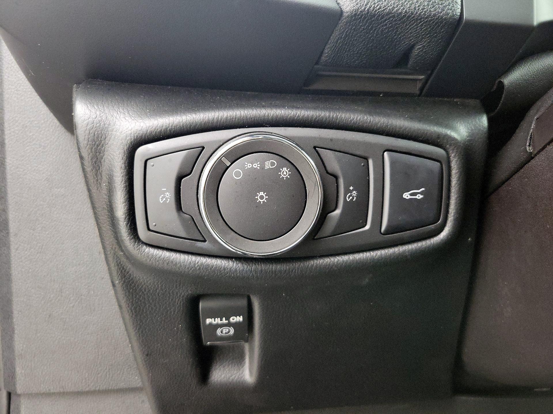 Thumbnail: 2016 Lincoln MKX - 13