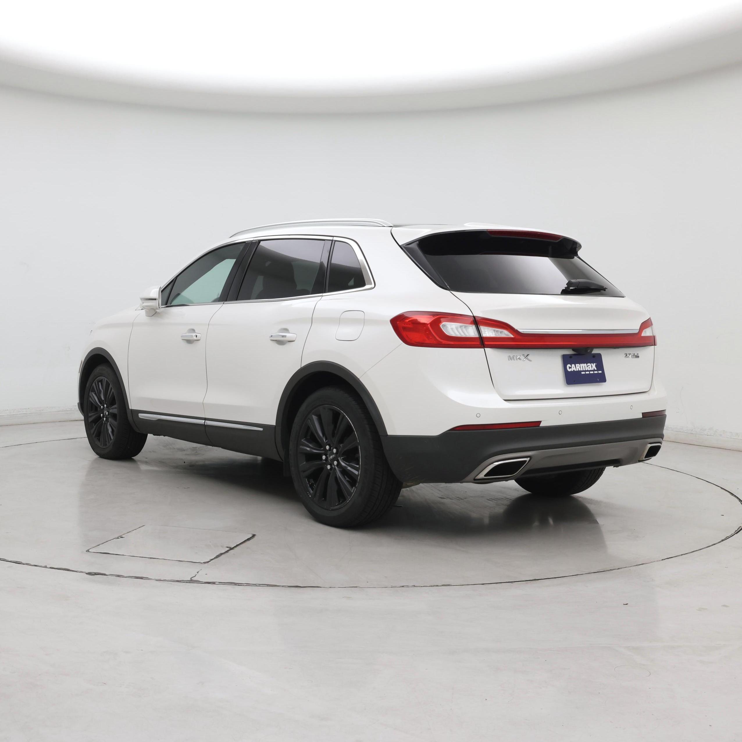 Thumbnail: 2016 Lincoln MKX - 2