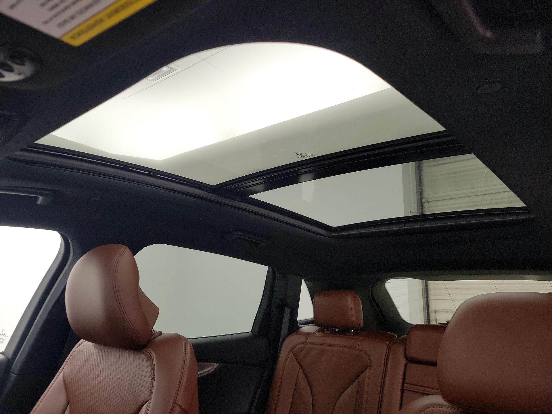 Thumbnail: 2016 Lincoln MKX - 19