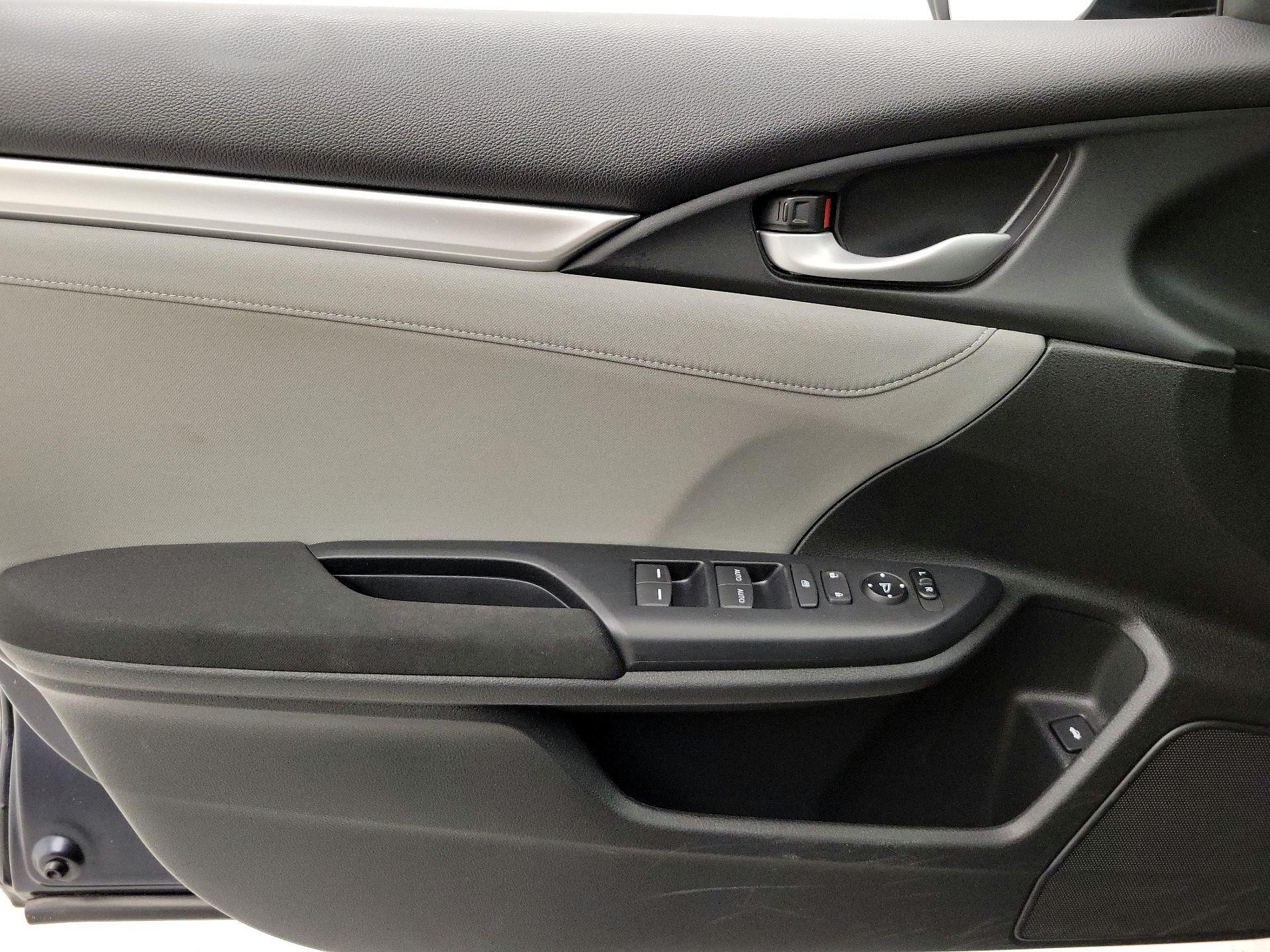 Thumbnail: 2017 Honda Civic - 12