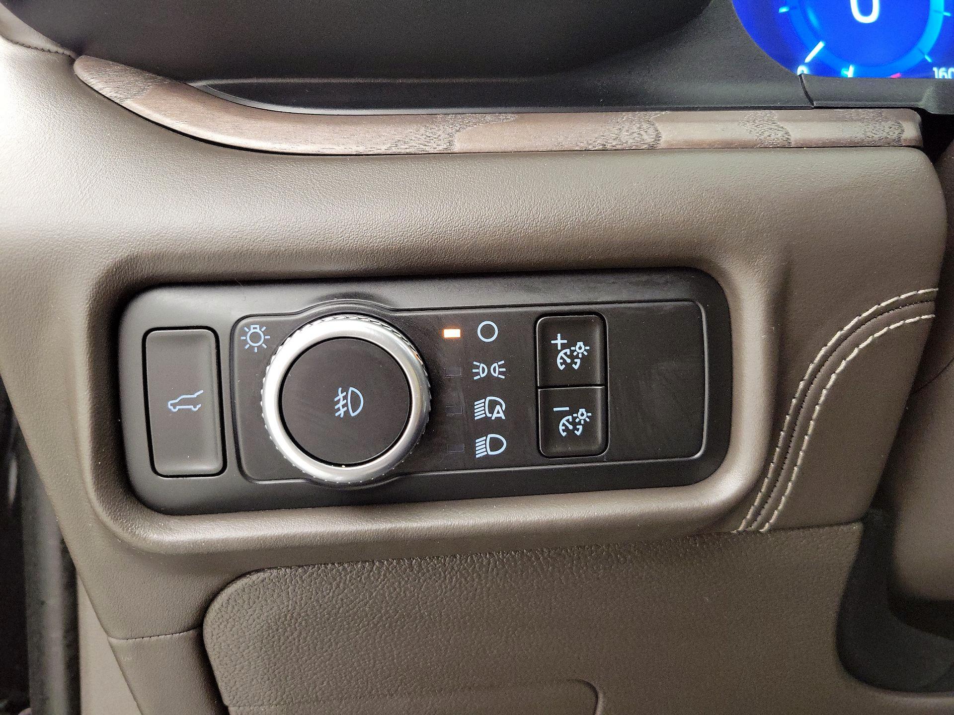 Thumbnail: 2021 Ford Explorer - 13