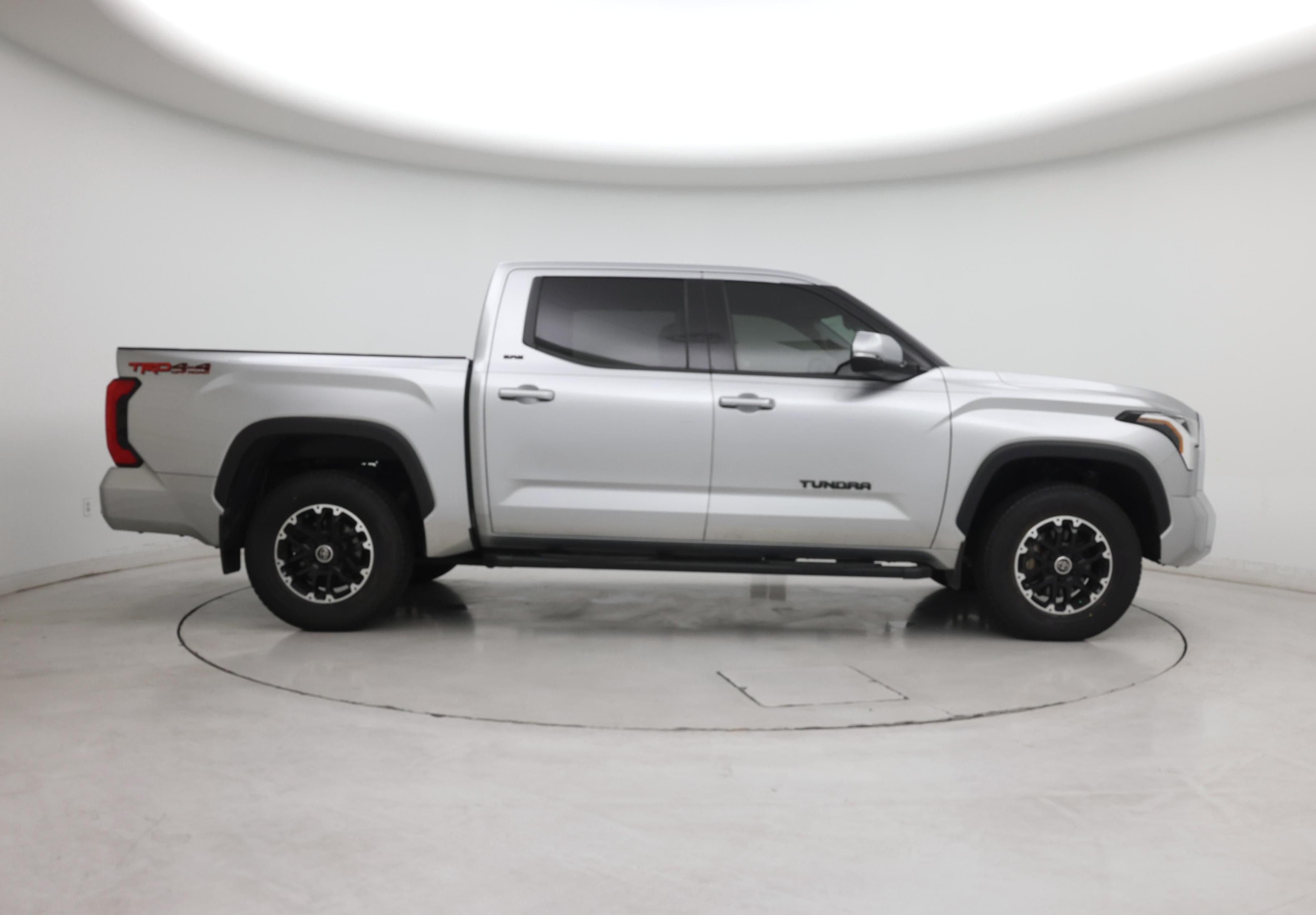 Thumbnail: 2023 Toyota Tundra - 7