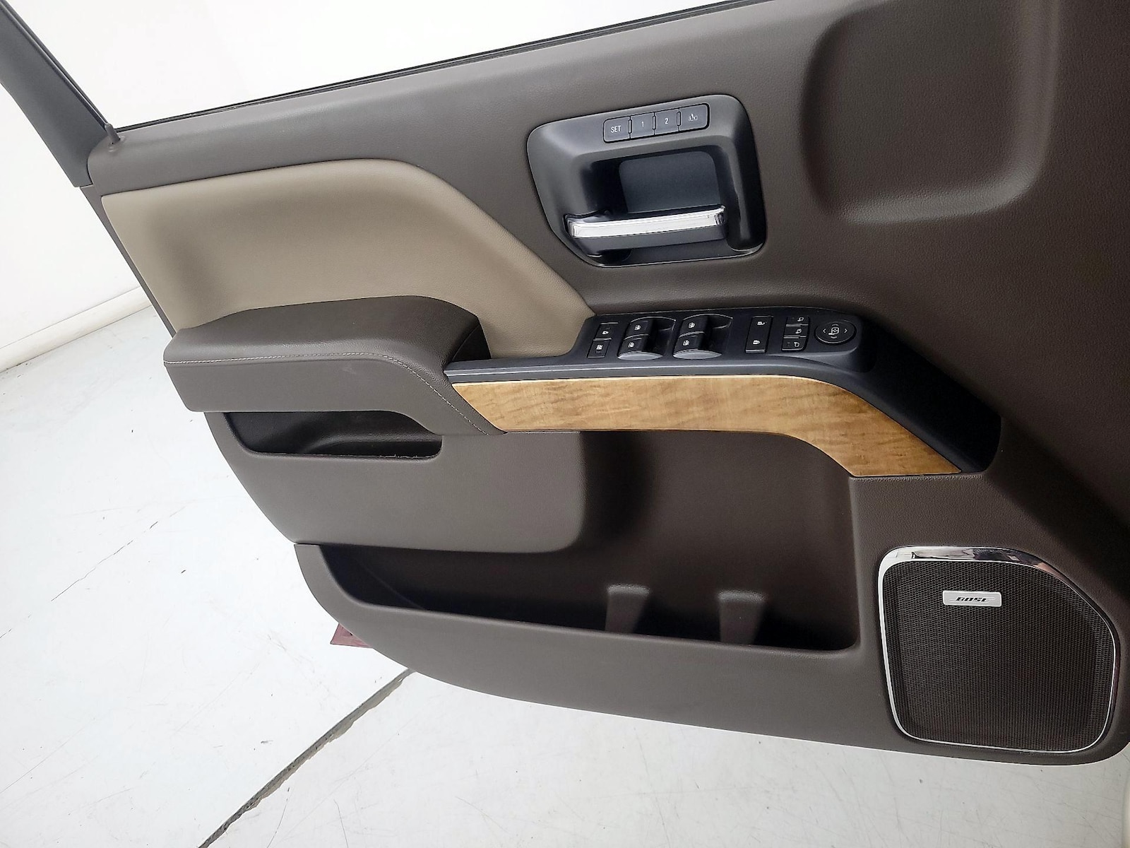 2017 Chevrolet Silverado 1500 LTZ - Photo 13