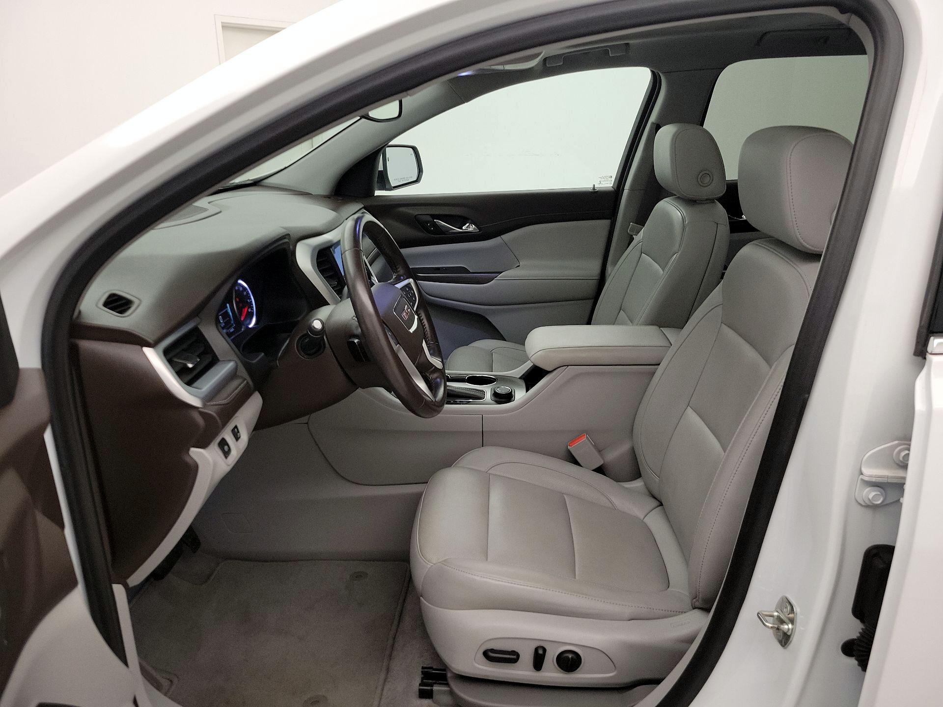Thumbnail: 2019 GMC Acadia - 11