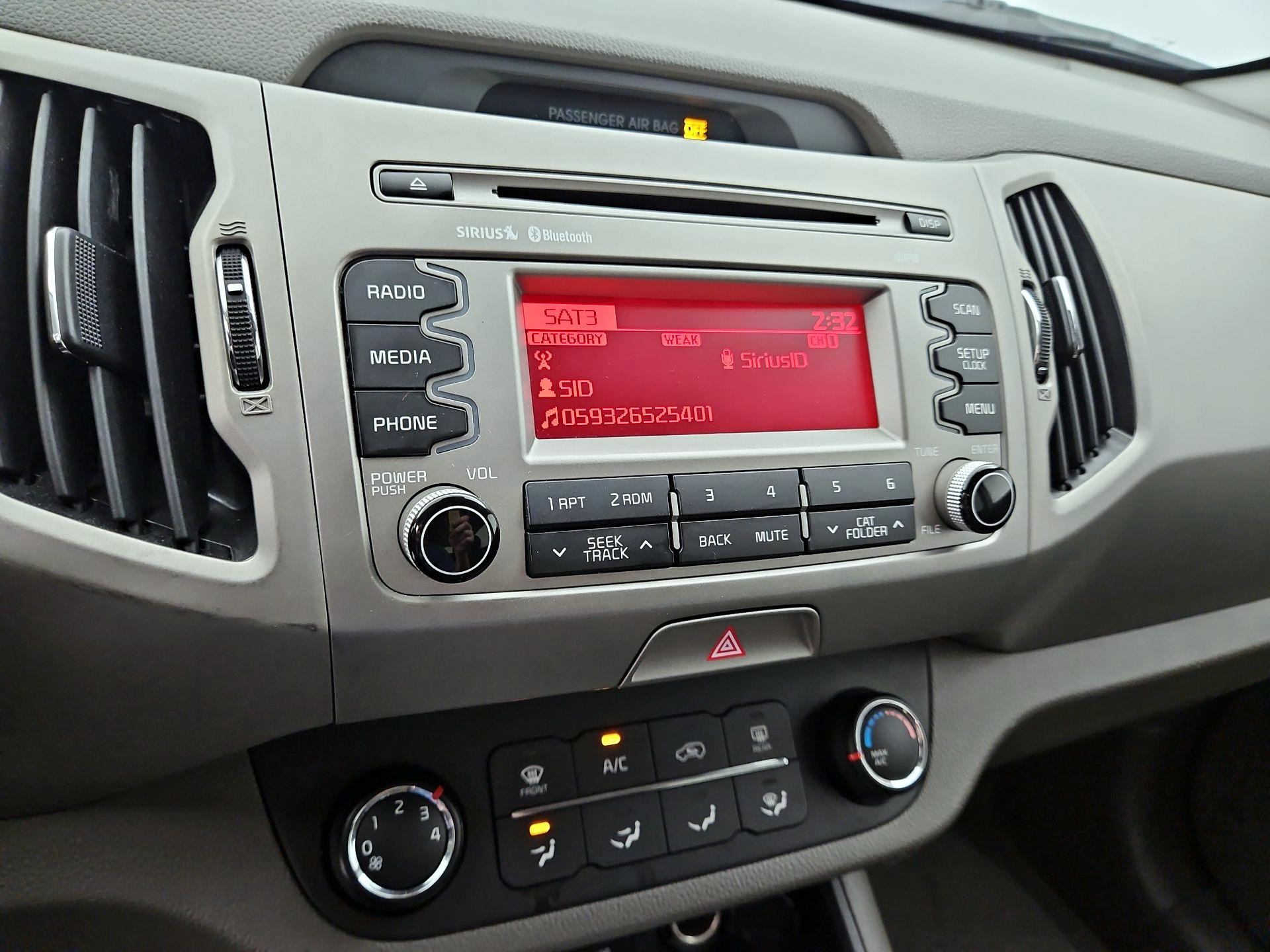 Thumbnail: 2014 Kia Sportage - 14