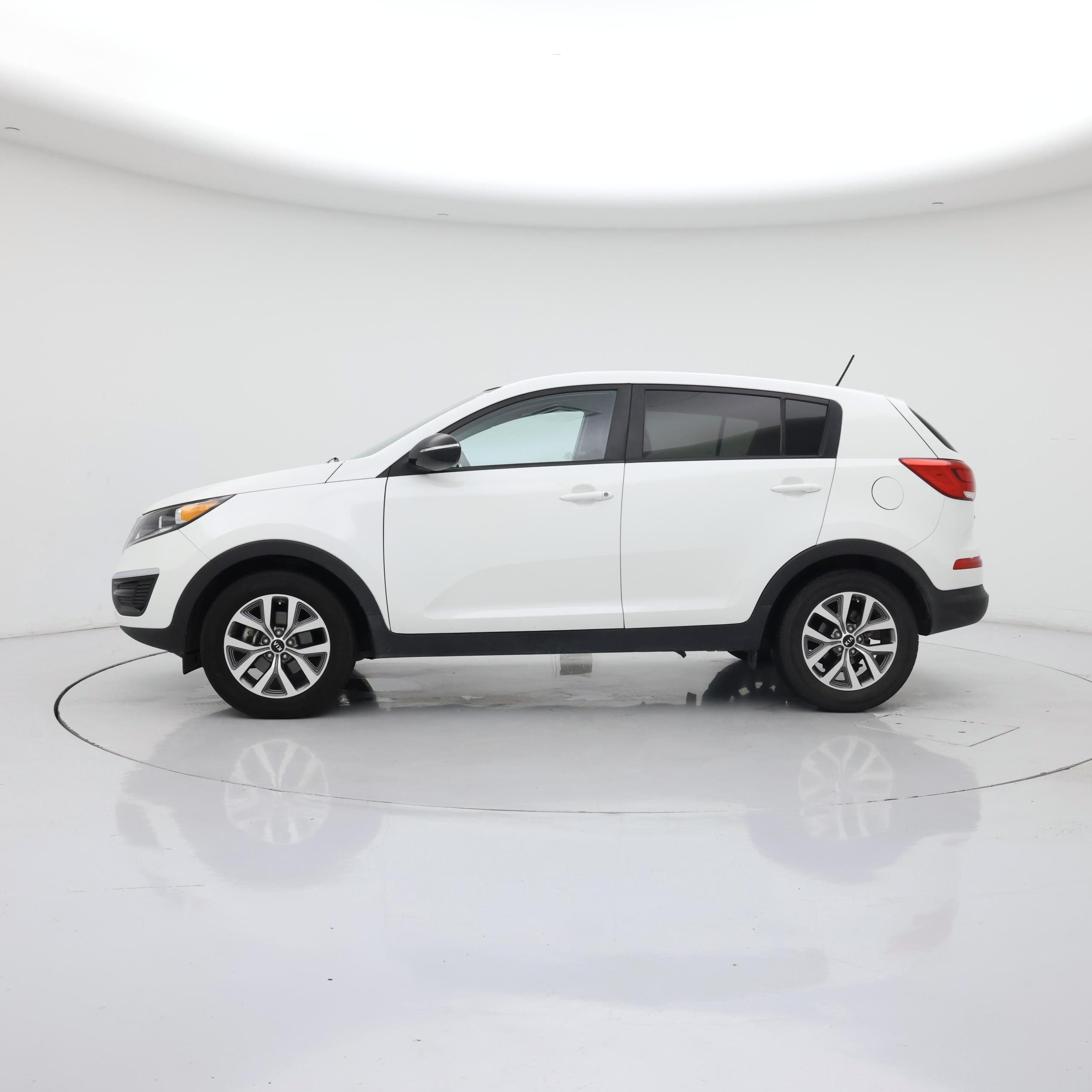 Thumbnail: 2014 Kia Sportage - 3